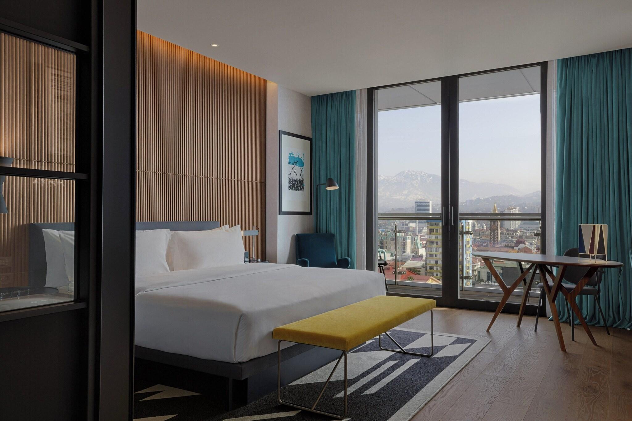 Double Classic City View