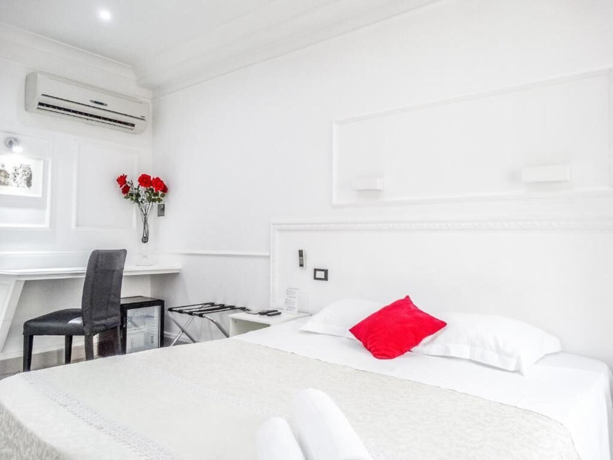 Double or Twin Queen Size Bed