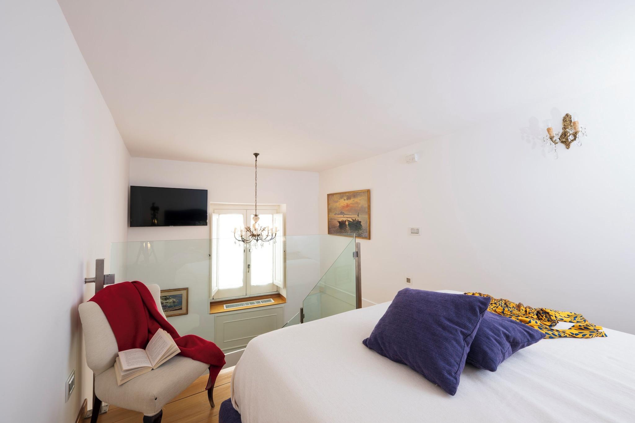 Double Queen Size Bed