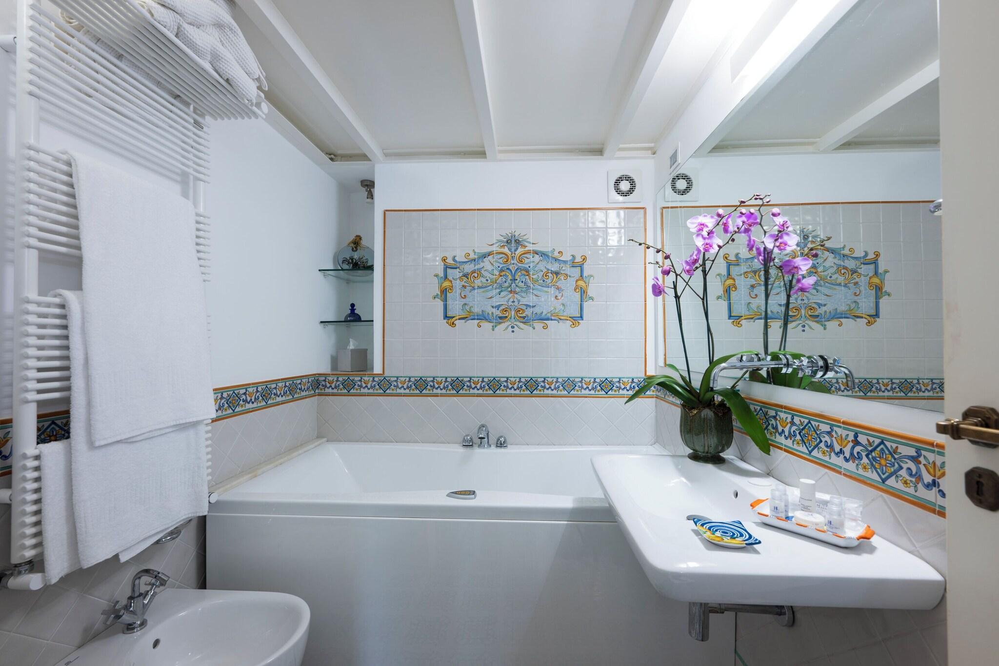 Junior Suite Queen Size Bed