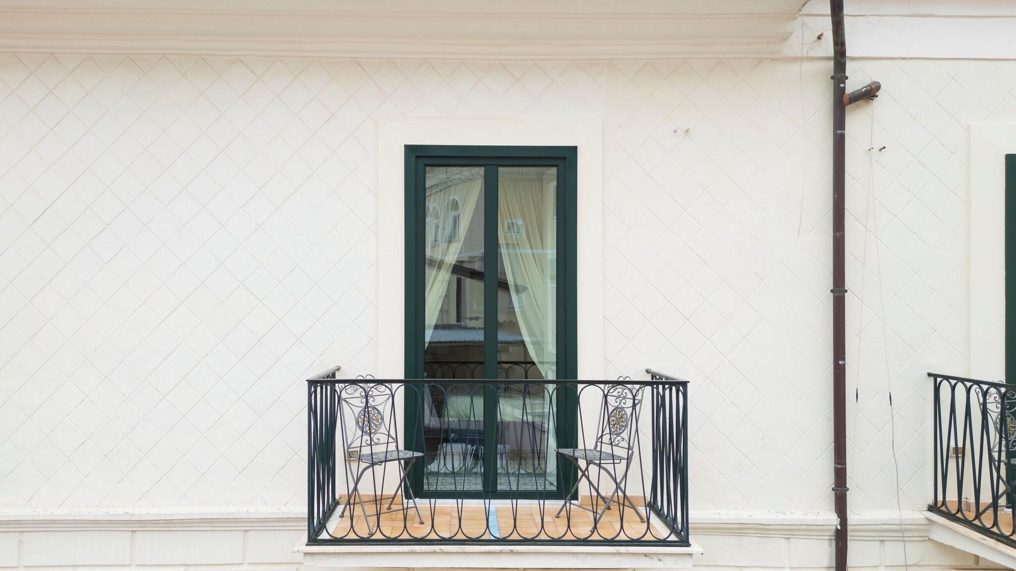 Double Superior Queen Bed