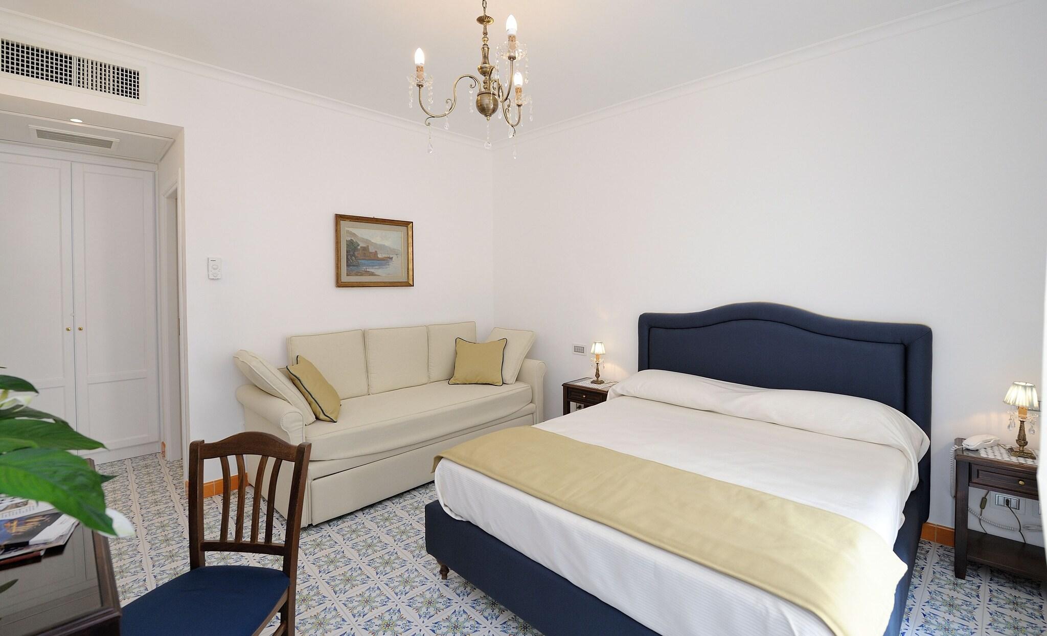 Double Superior Queen Bed