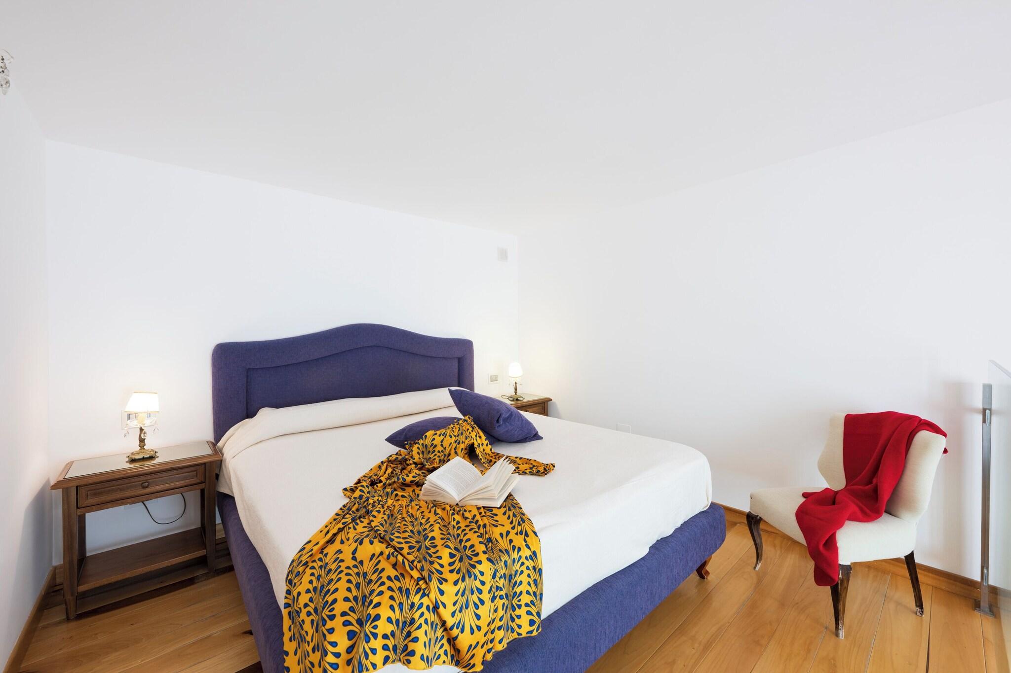 Double Queen Size Bed