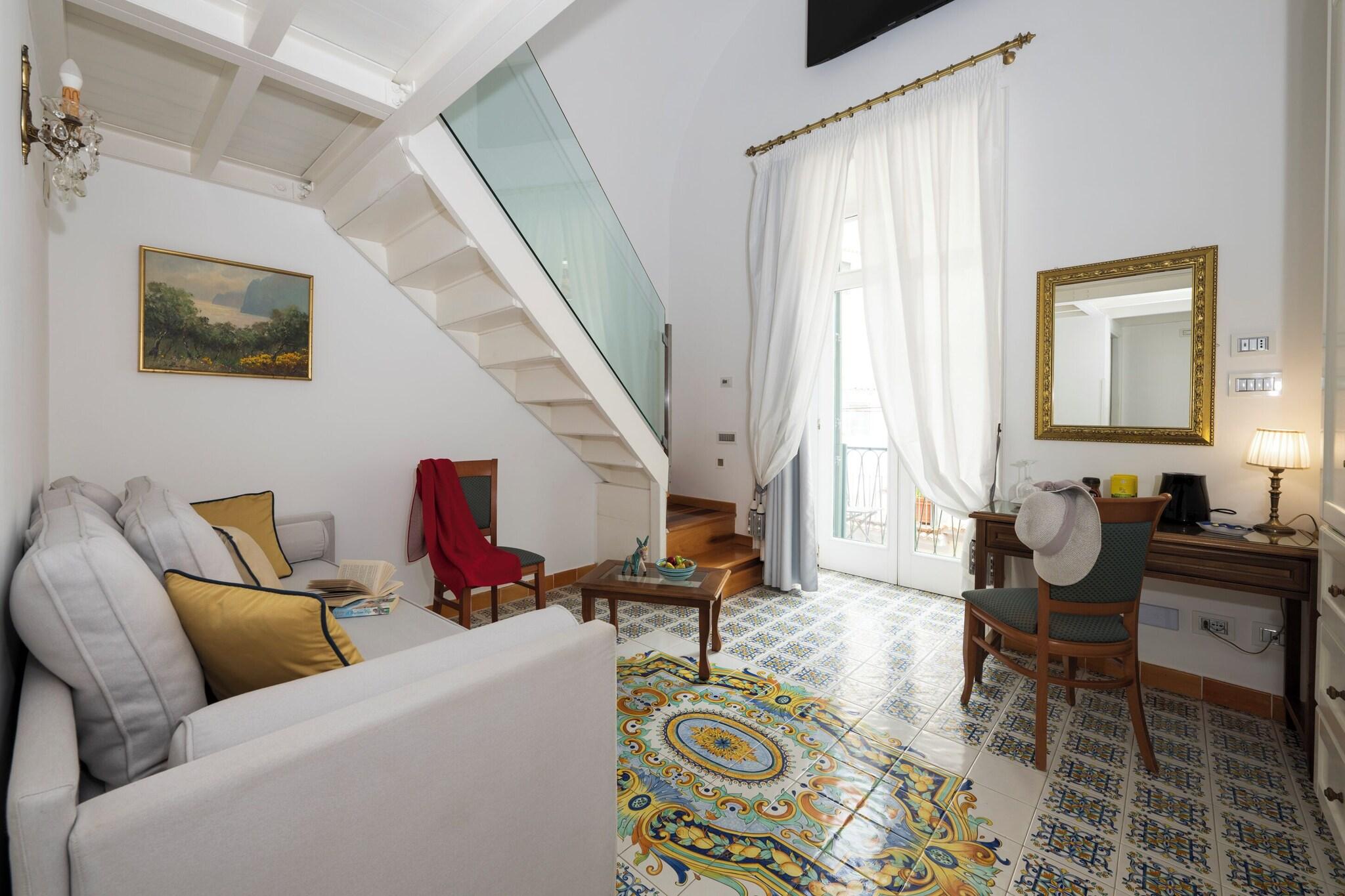 Junior Suite Queen Size Bed