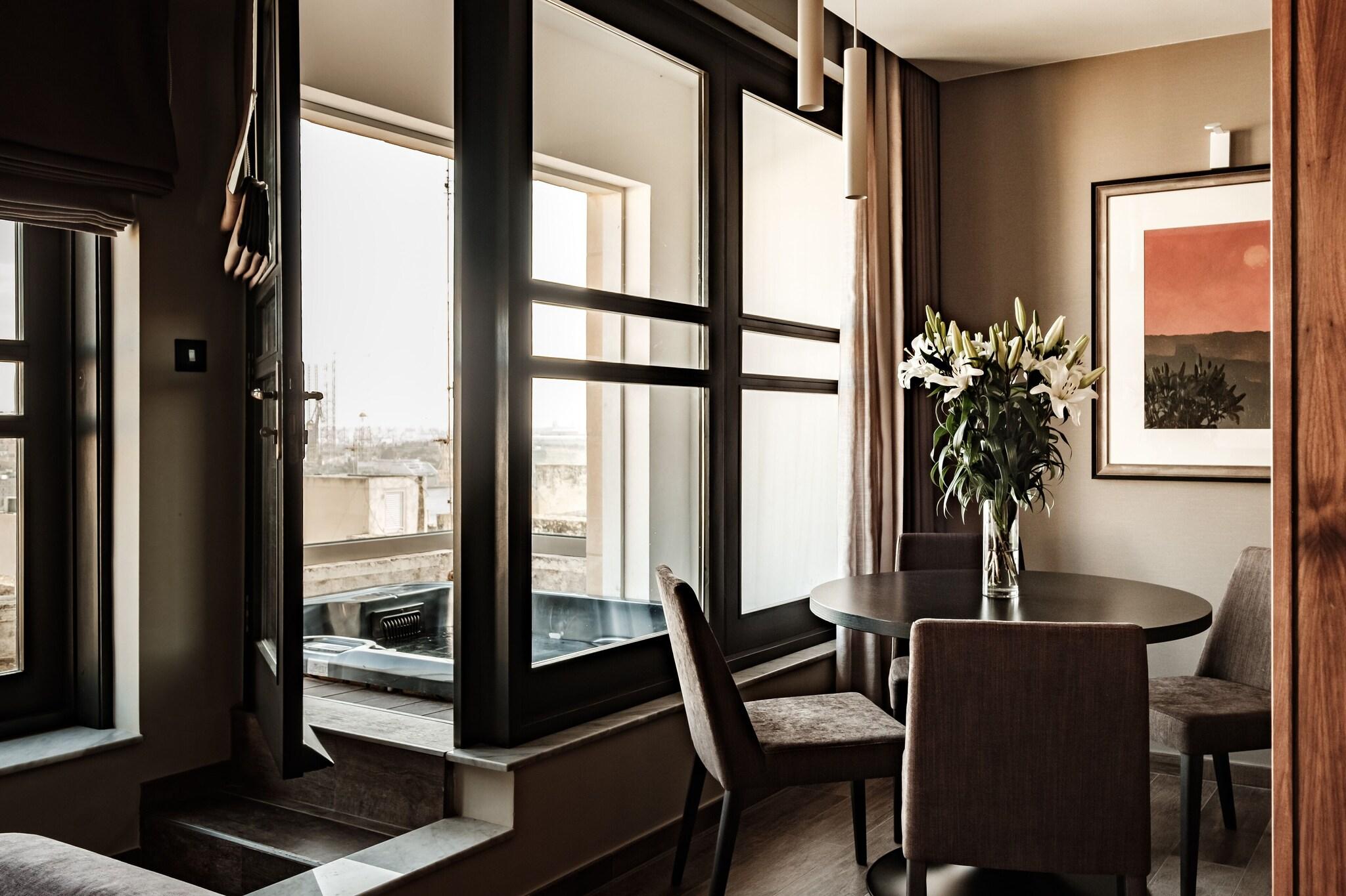 Room Penthouse with Views