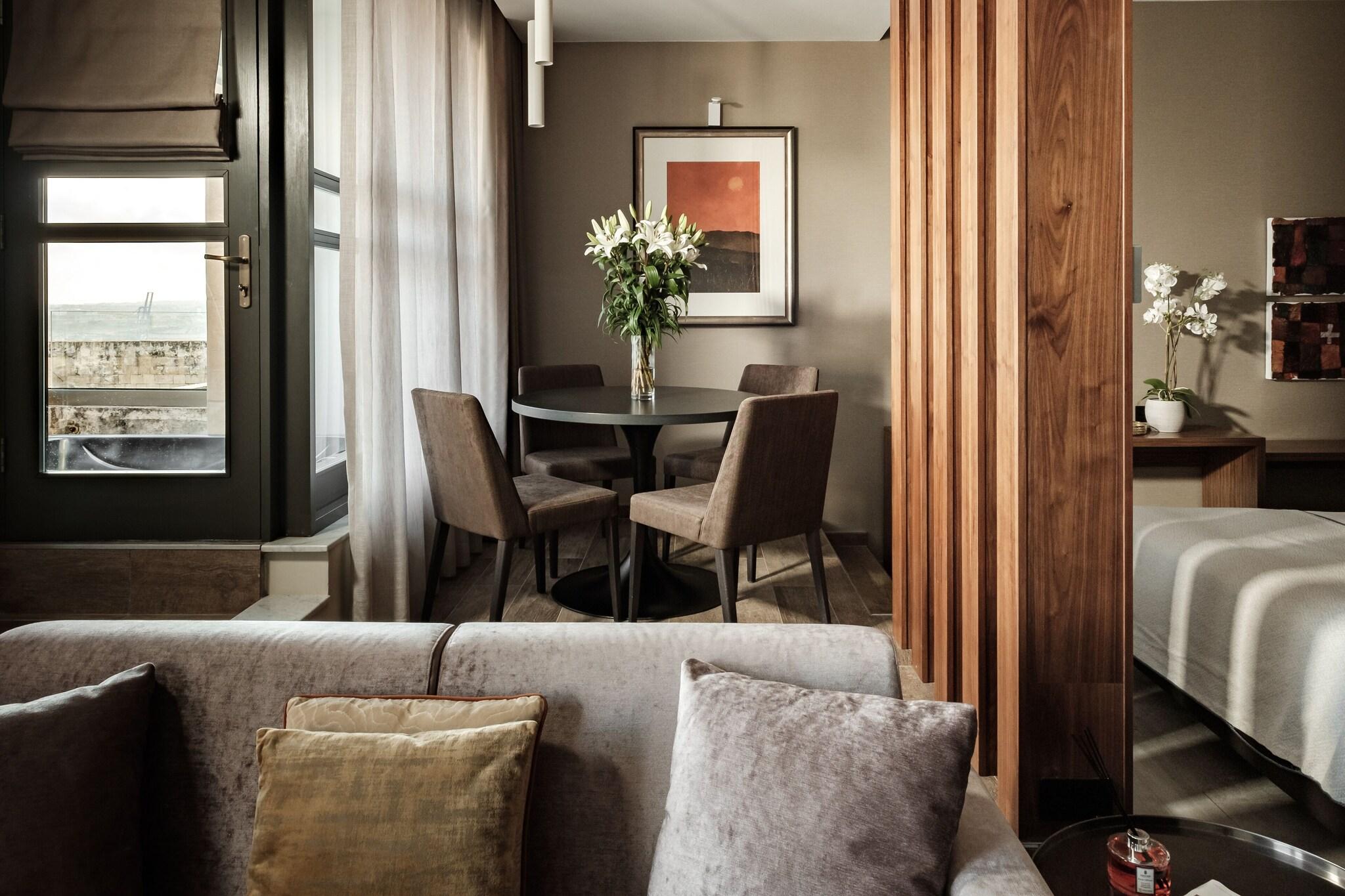 Room Penthouse with Views