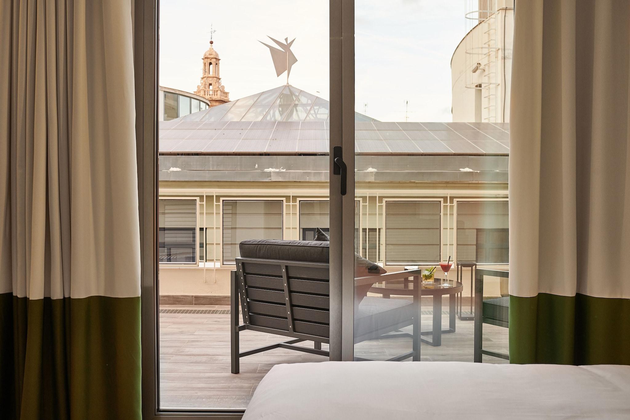 Double Single Queen Size Bed