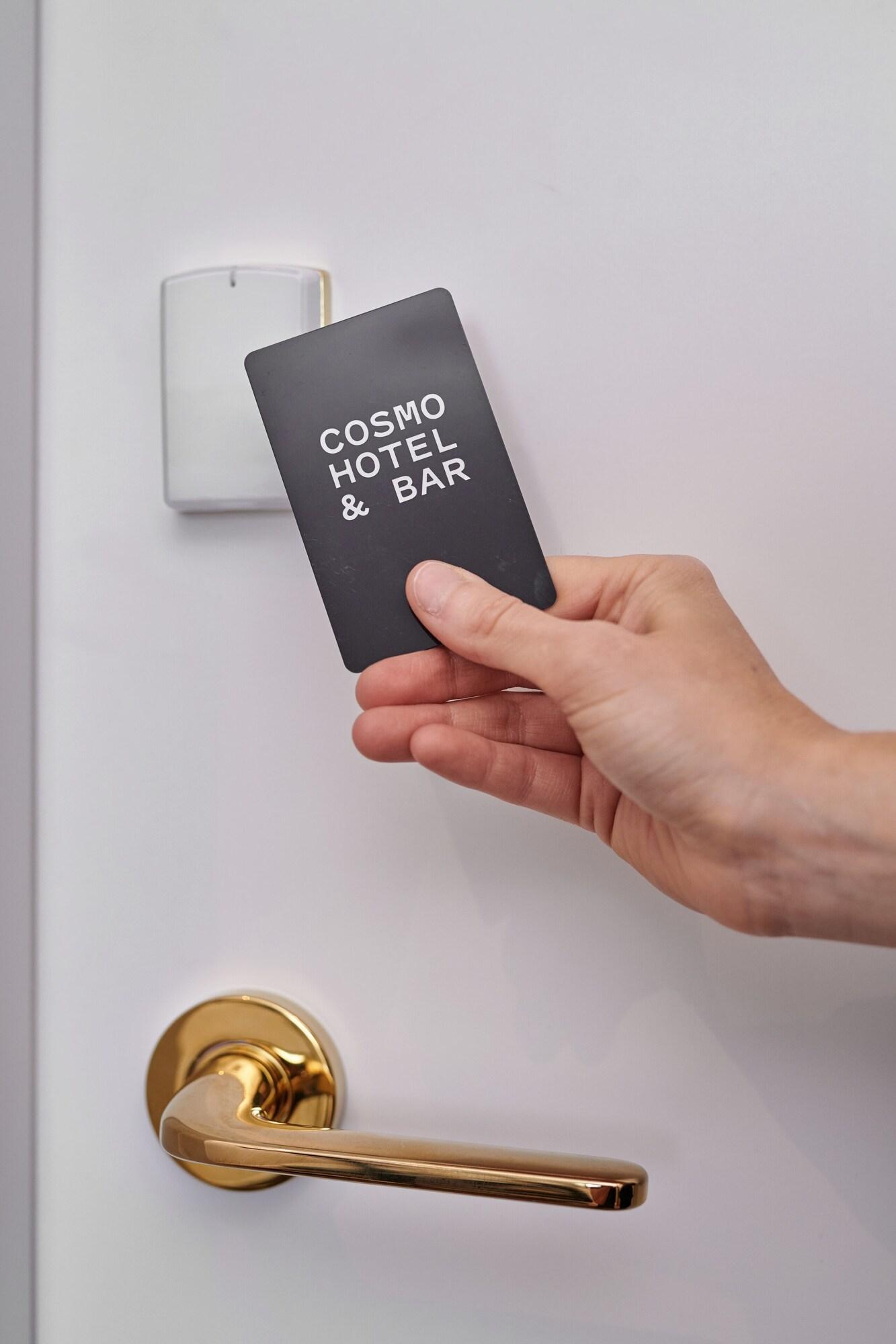 Double Queen Size Bed