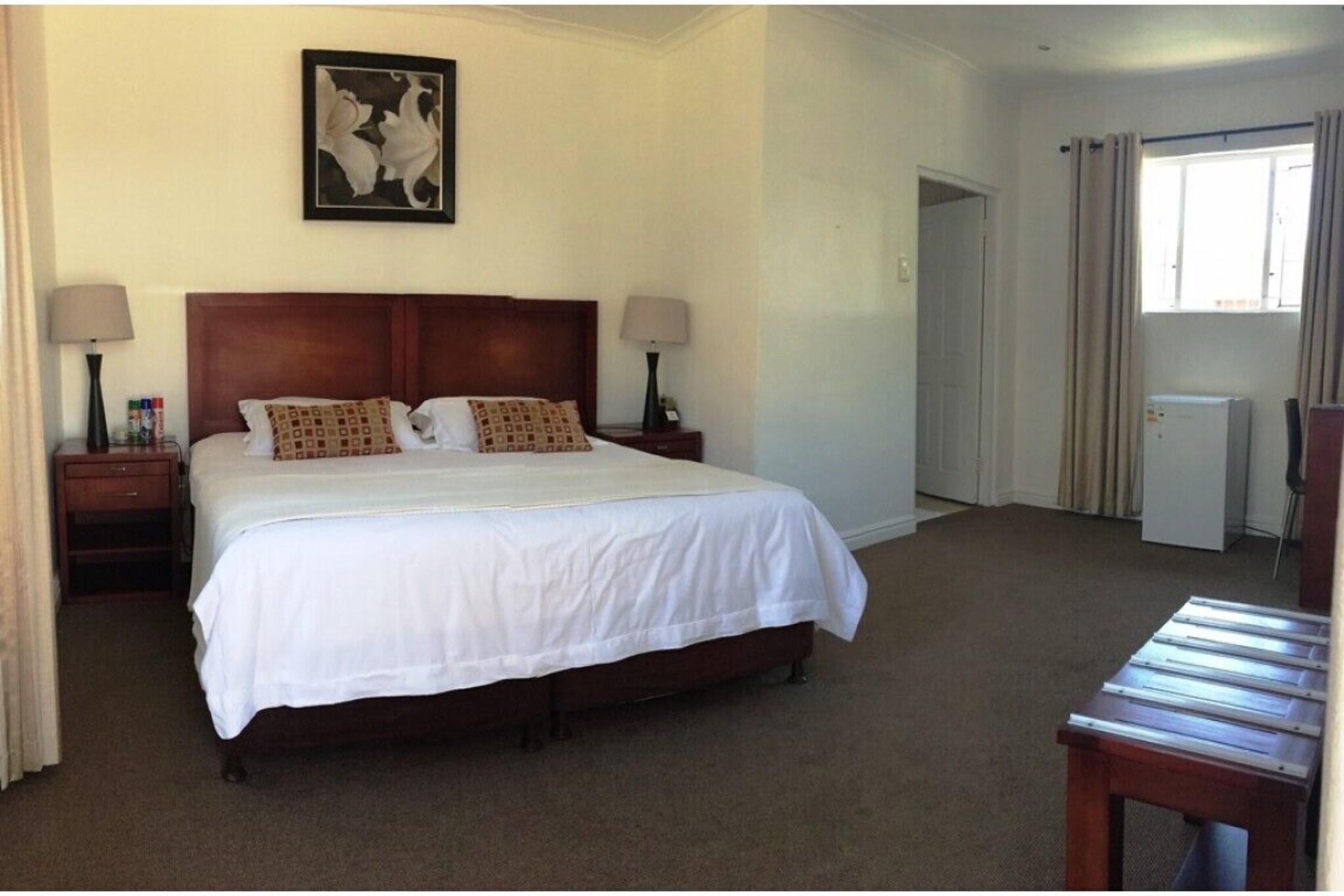 Double or Twin King Size Bed