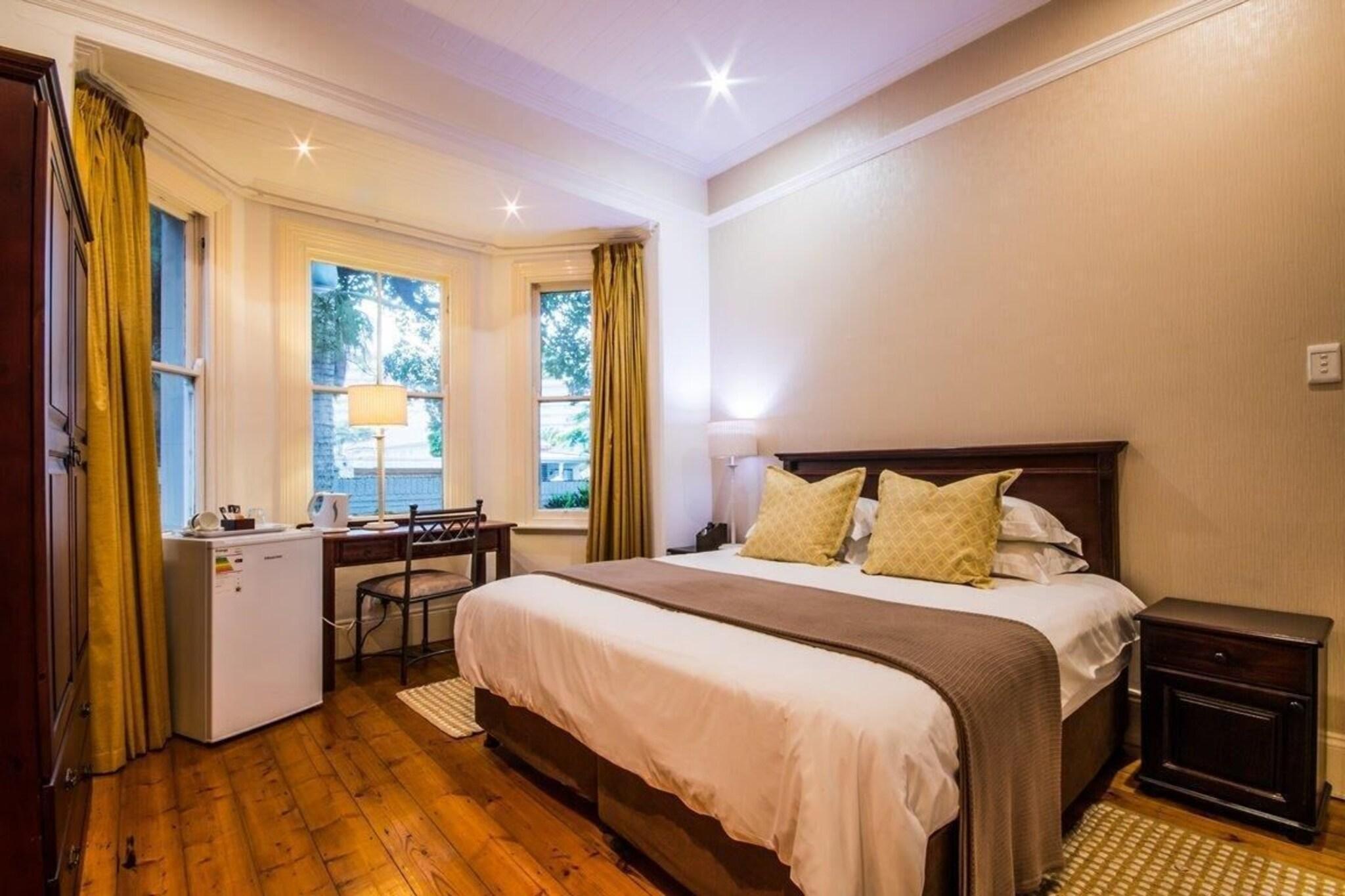 Double or Twin King Size Bed