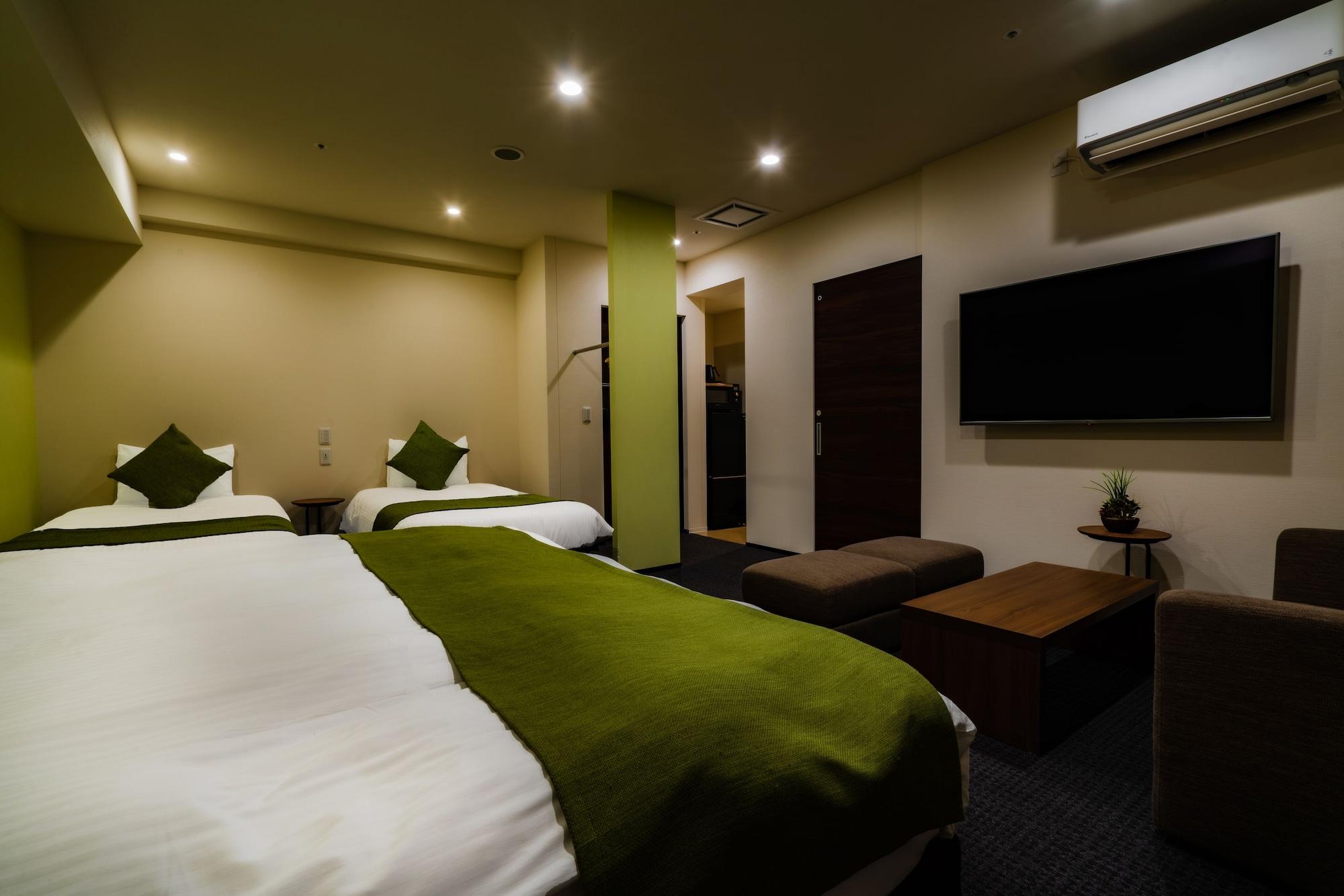 Studio Deluxe King Bed