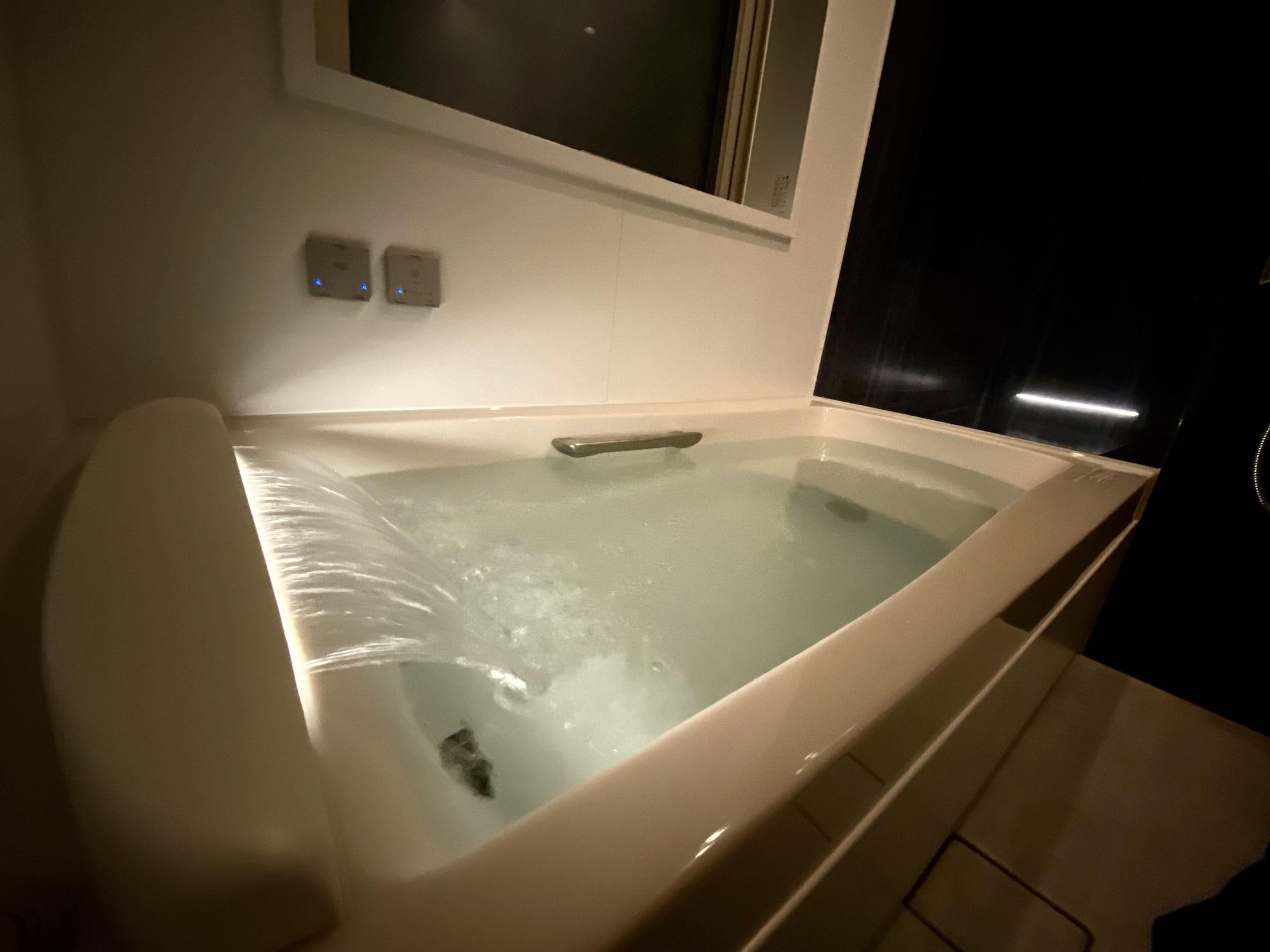 Studio Premier King Bed