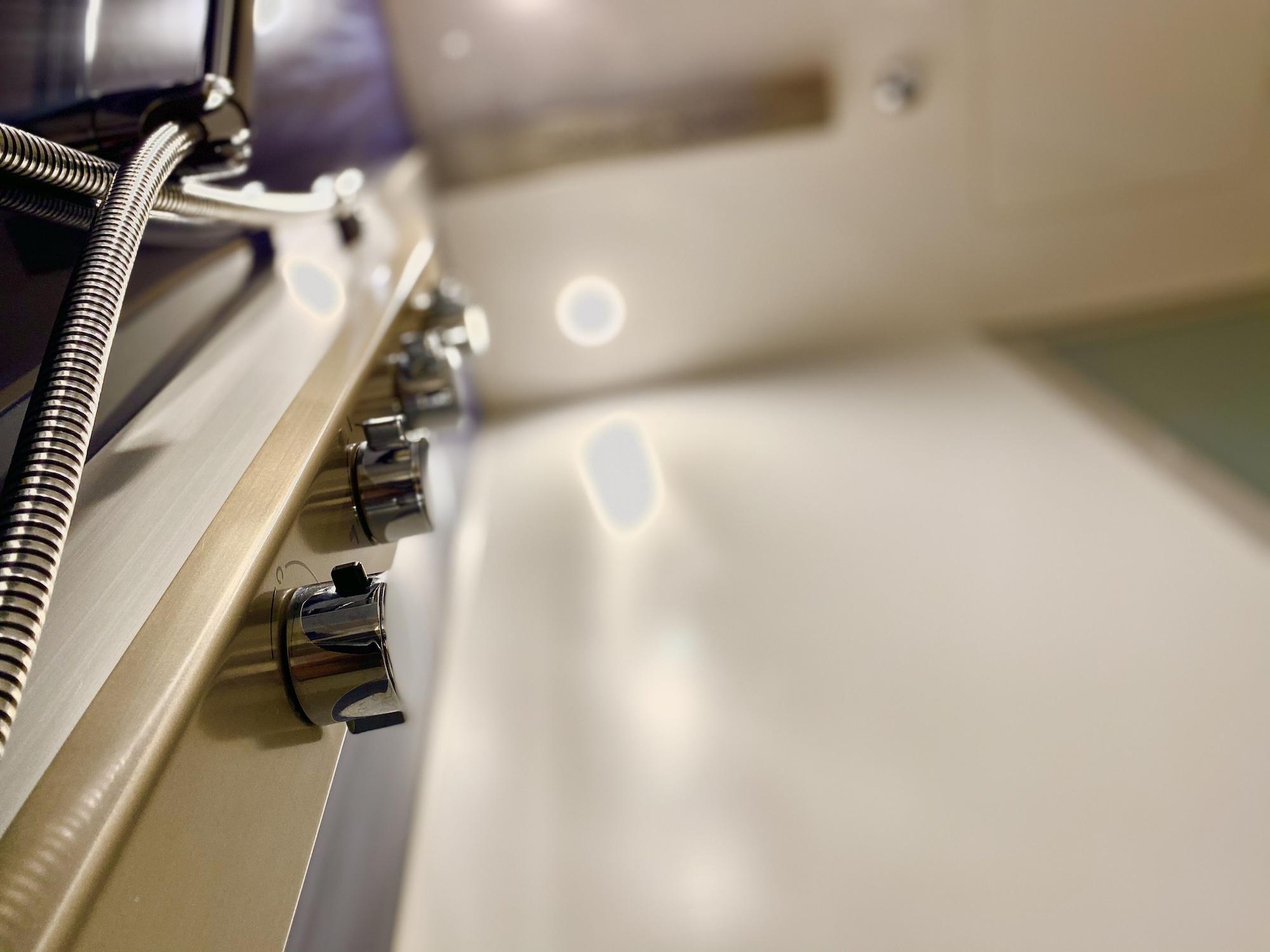 Studio Premier King Bed