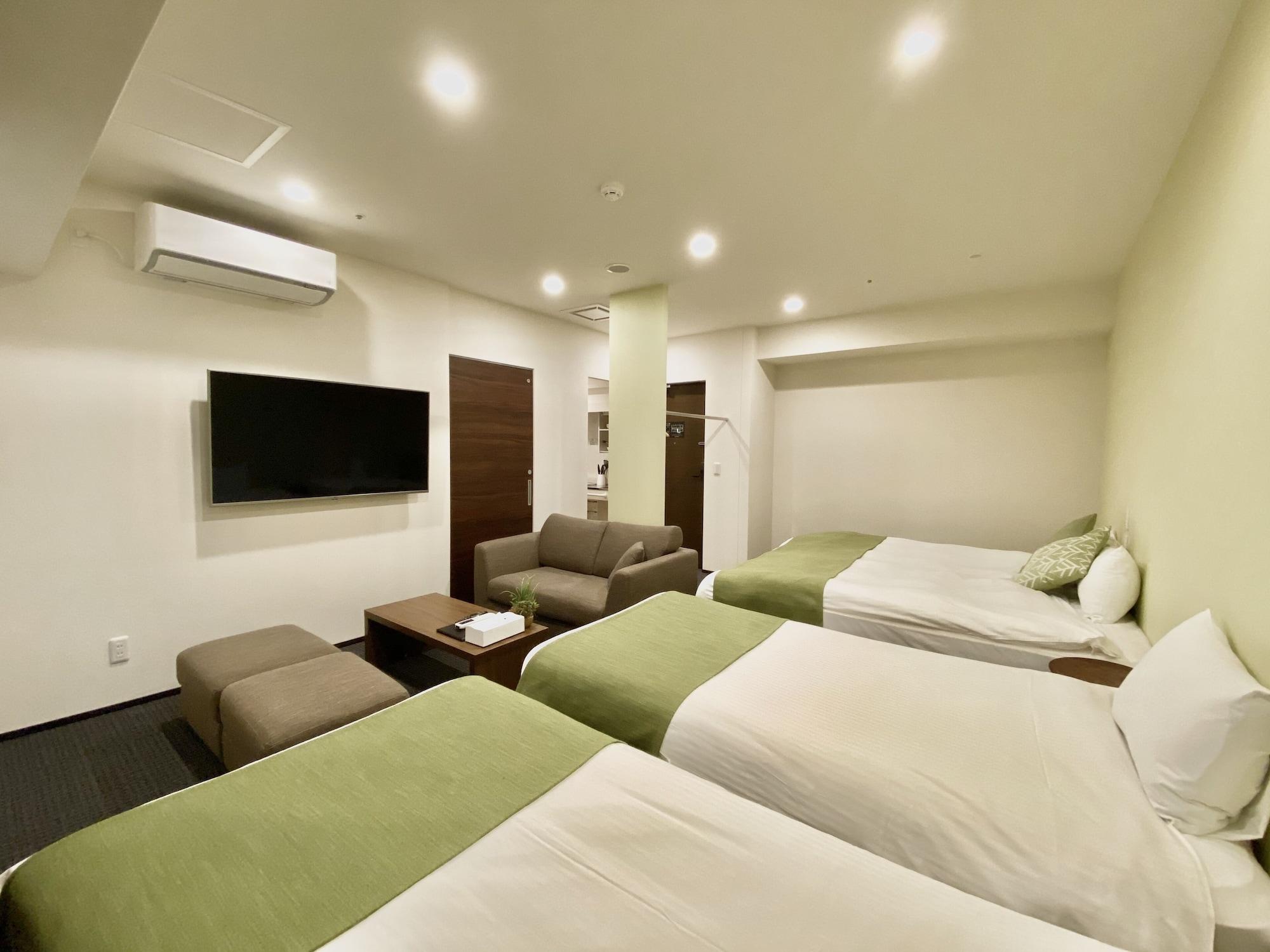 Studio Deluxe King Bed