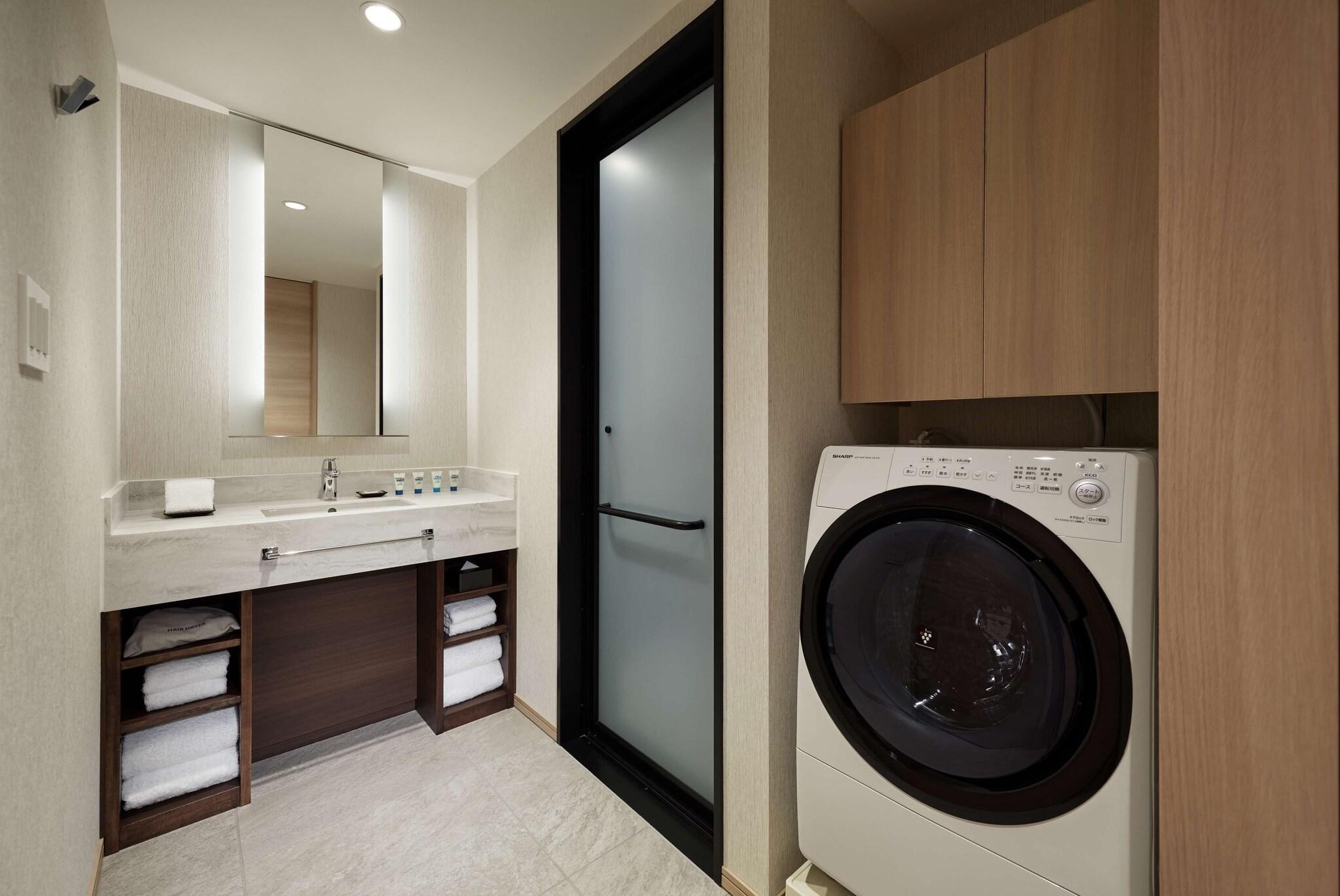 Suite with Kitchenette