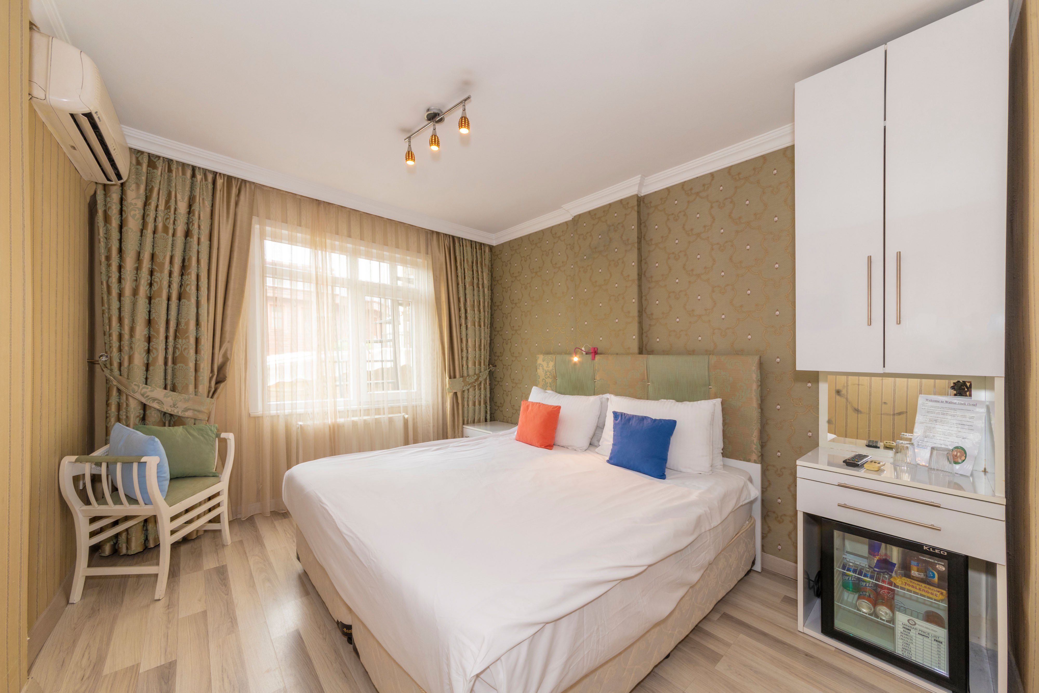 Double or Twin Standard