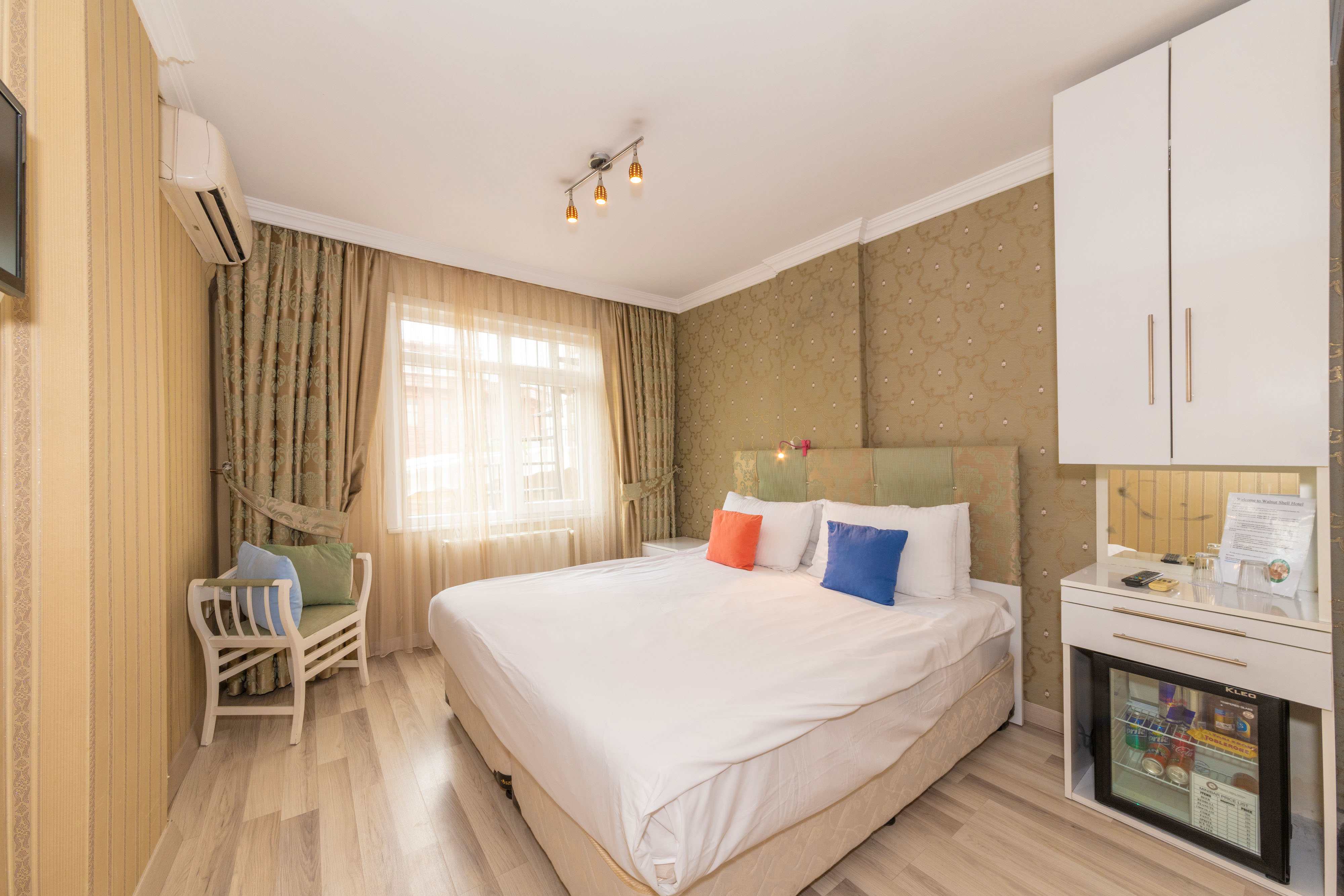 Double or Twin Standard