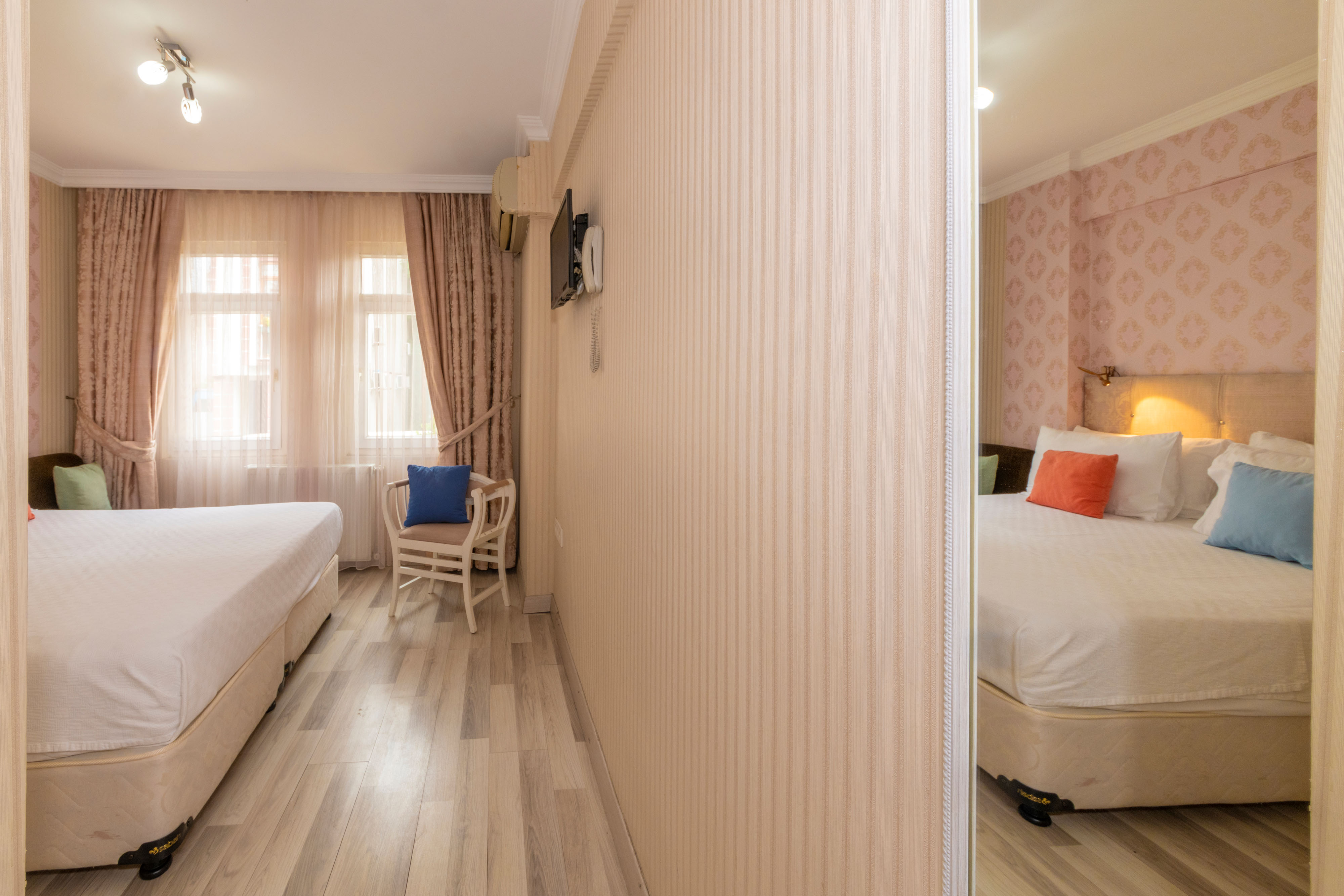 Family Room Connecting Room