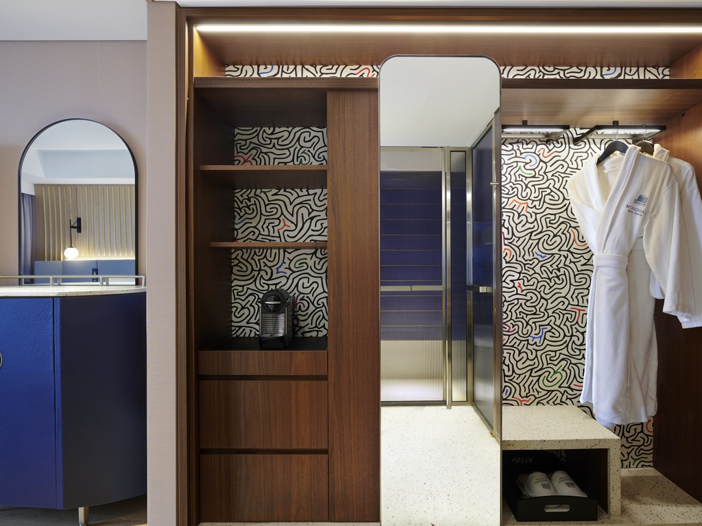 Double King Size Bed