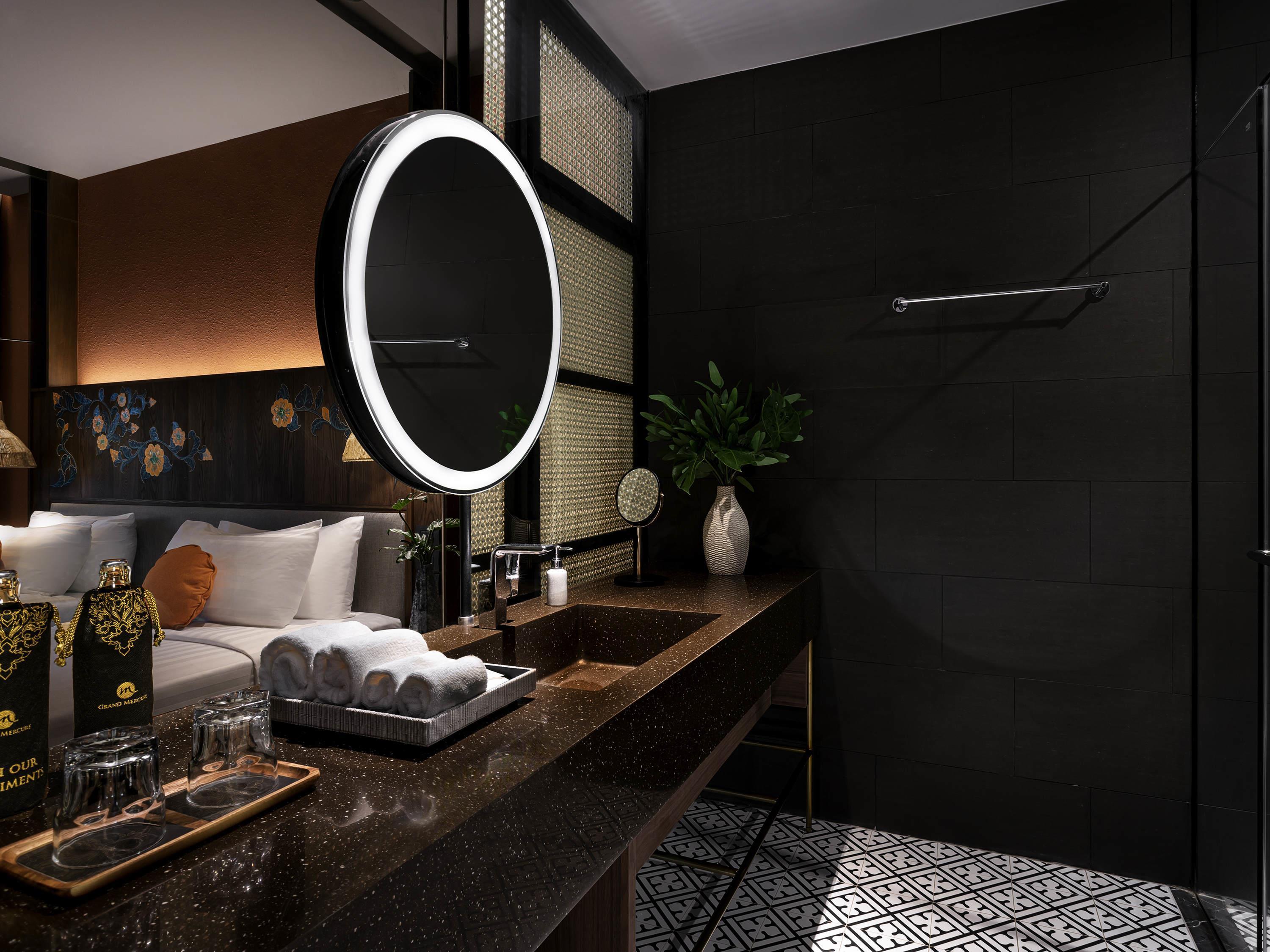 Double Superior King Bed