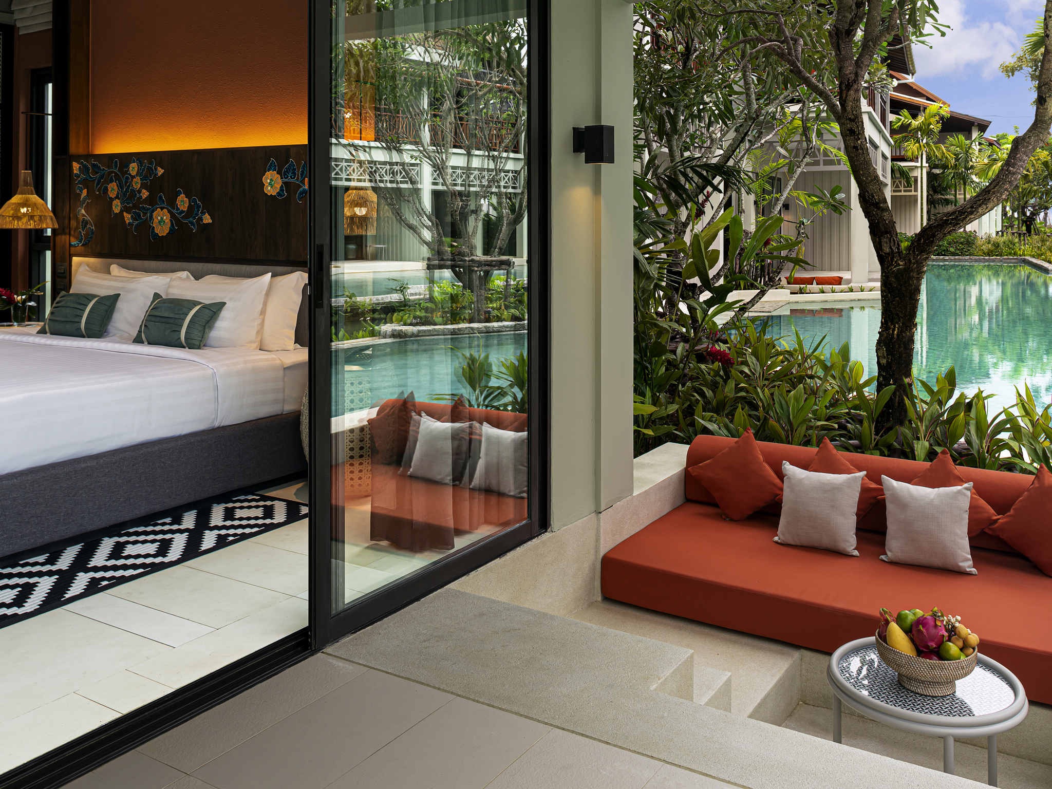 Room Deluxe Pool View