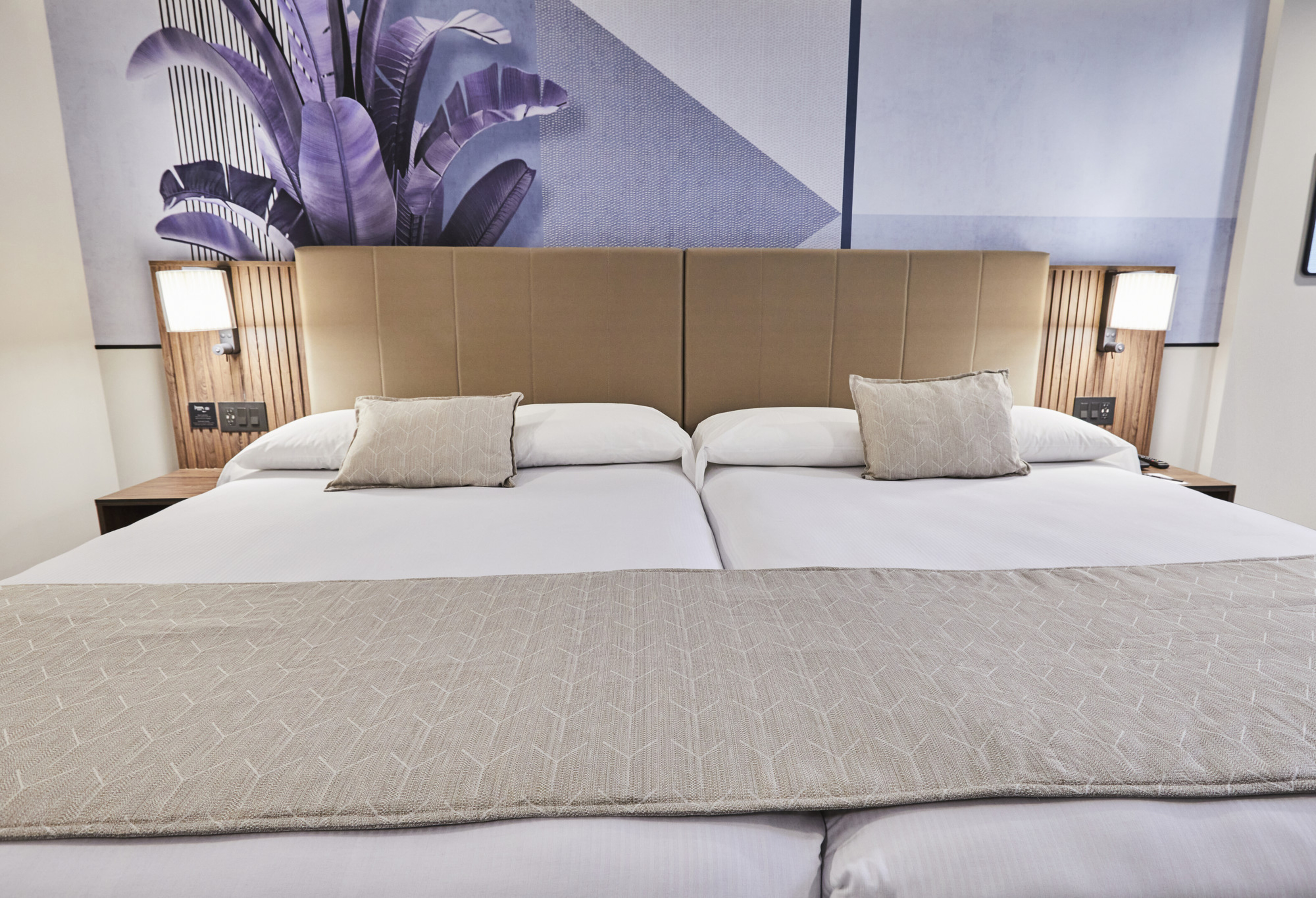 Room Deluxe Two Queen Beds