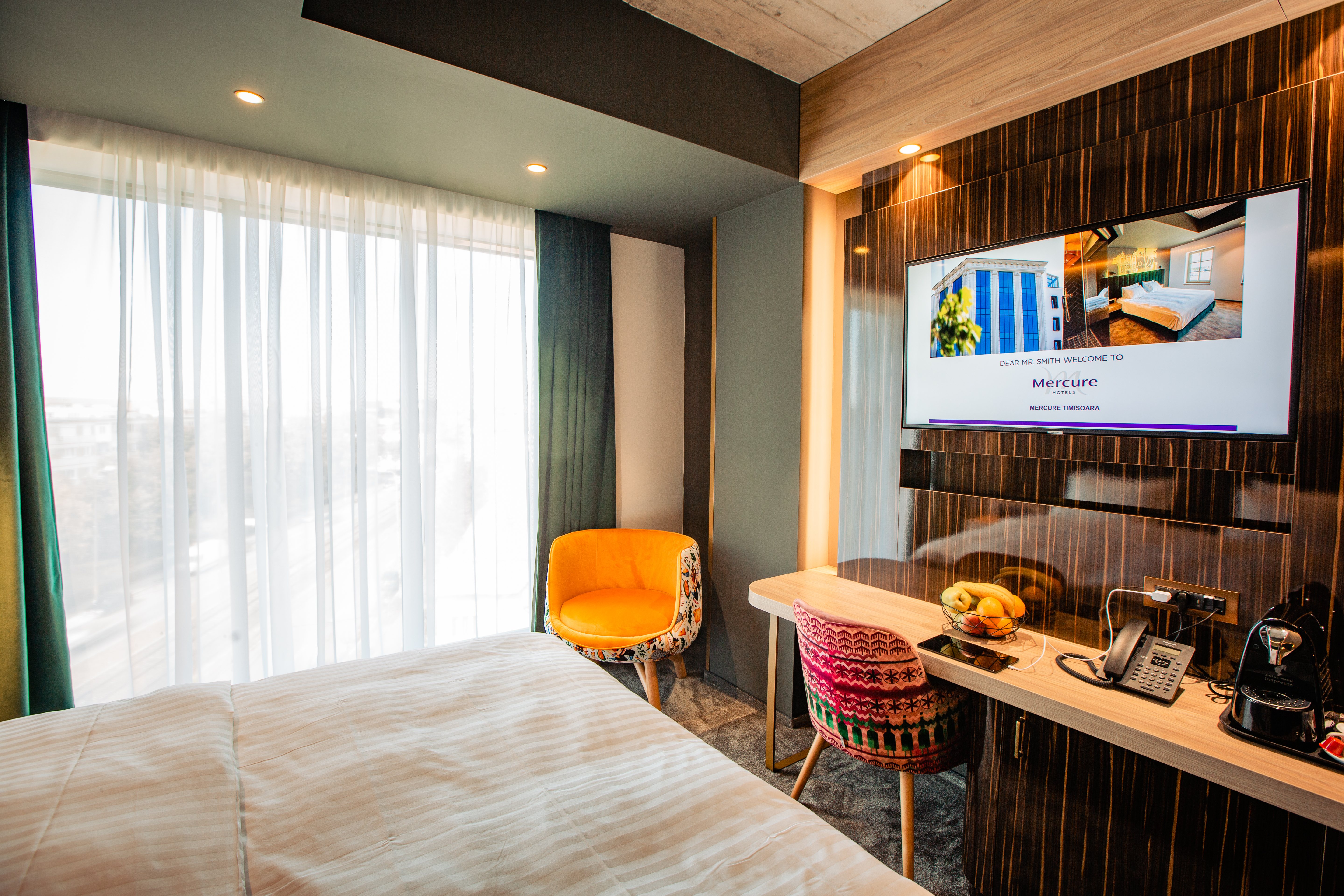 Double Queen Size Bed