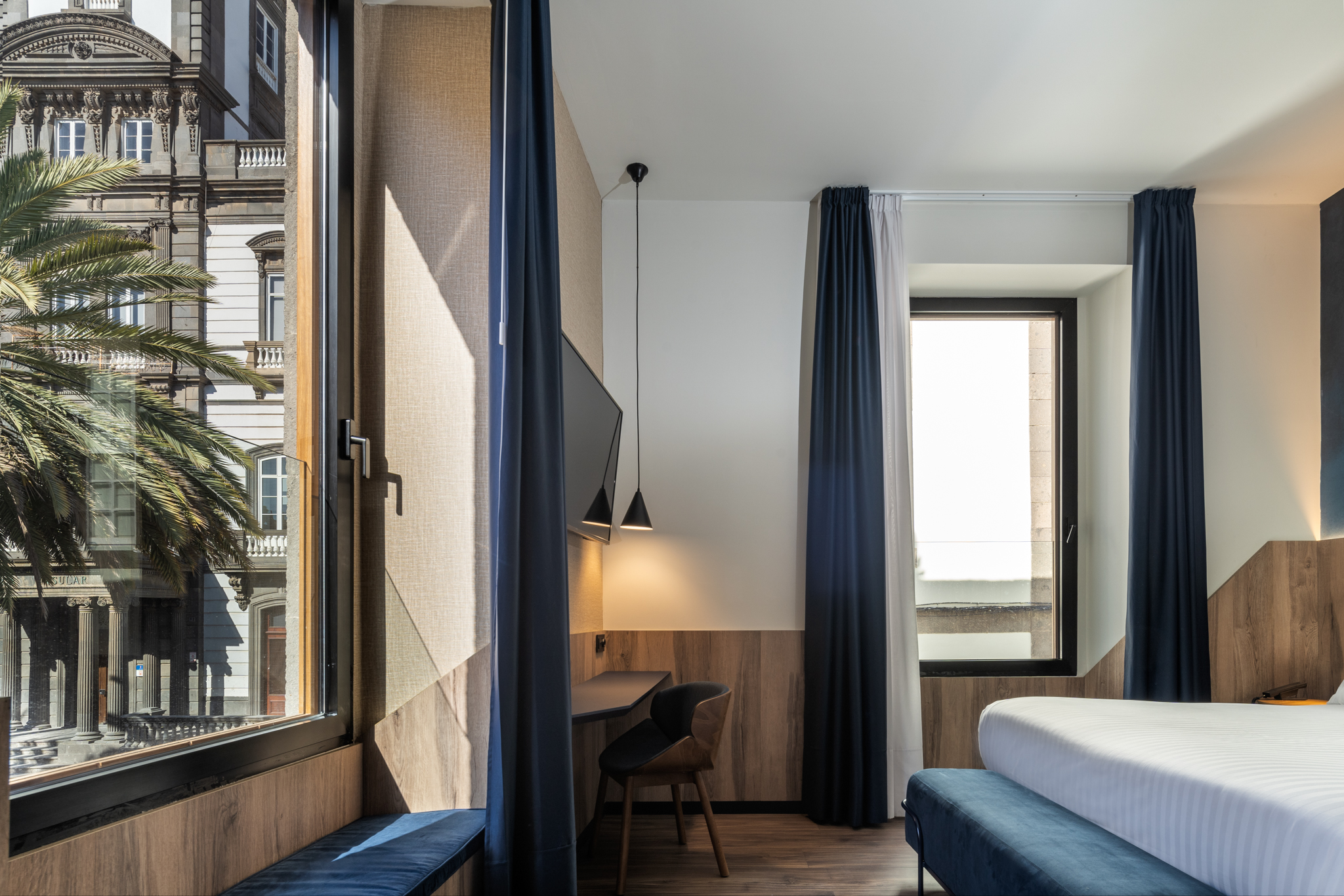 Double or Twin Deluxe