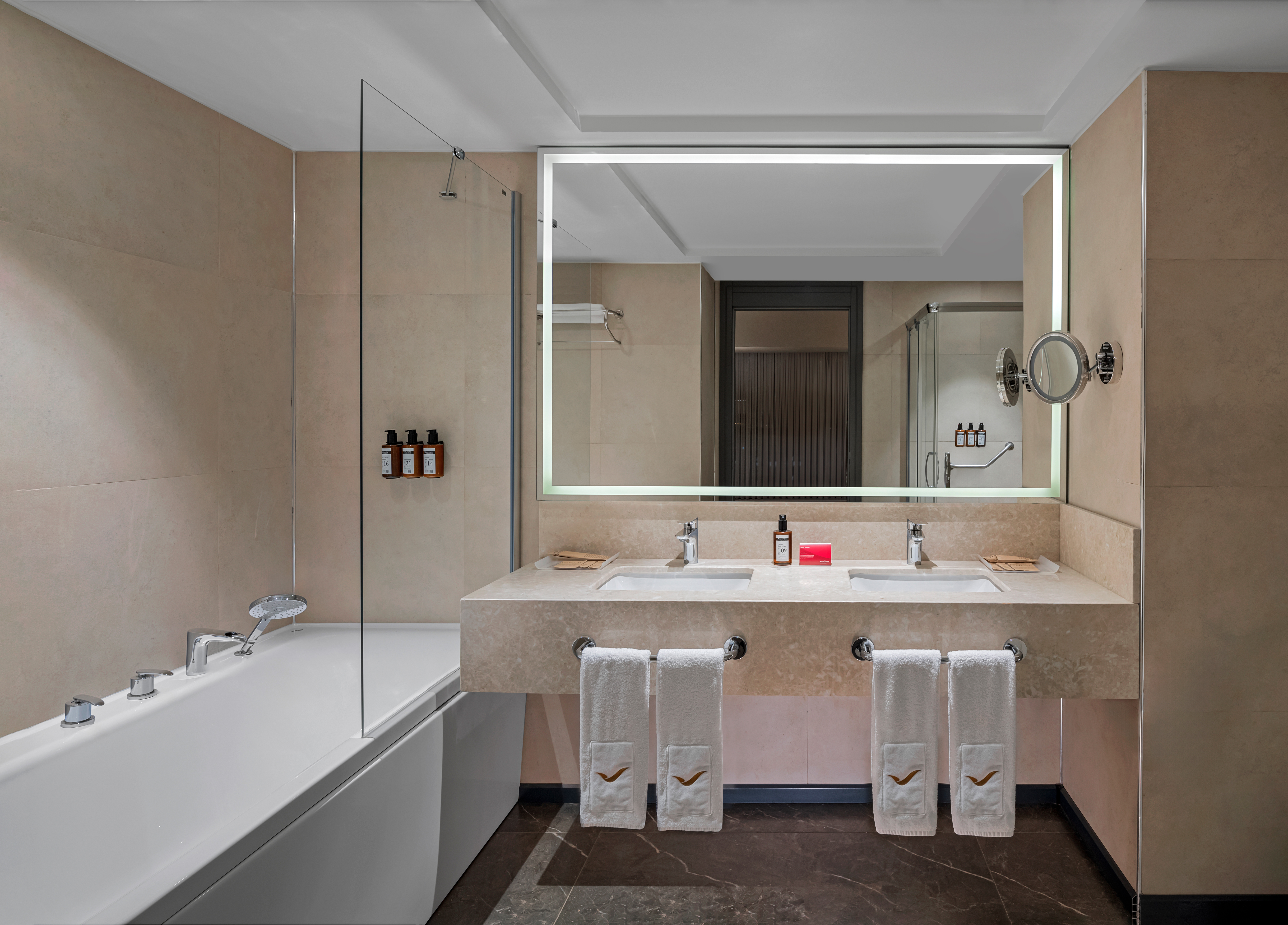 Suite with Double Bed