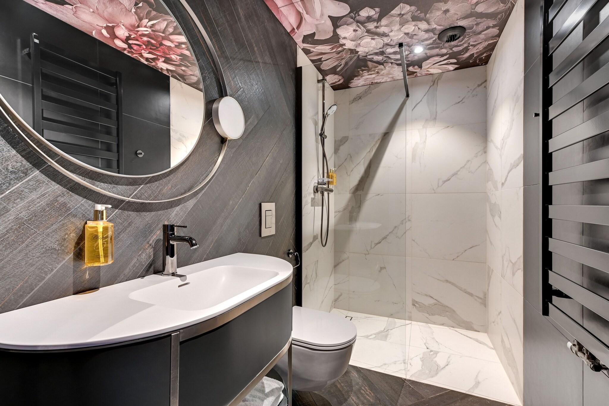 Twin Business Non Smoking