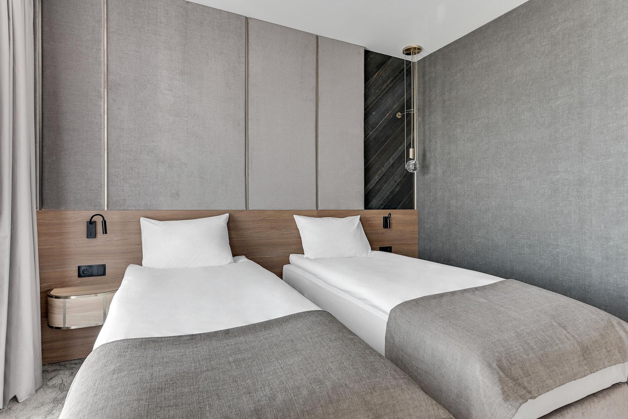 Twin Business Non Smoking