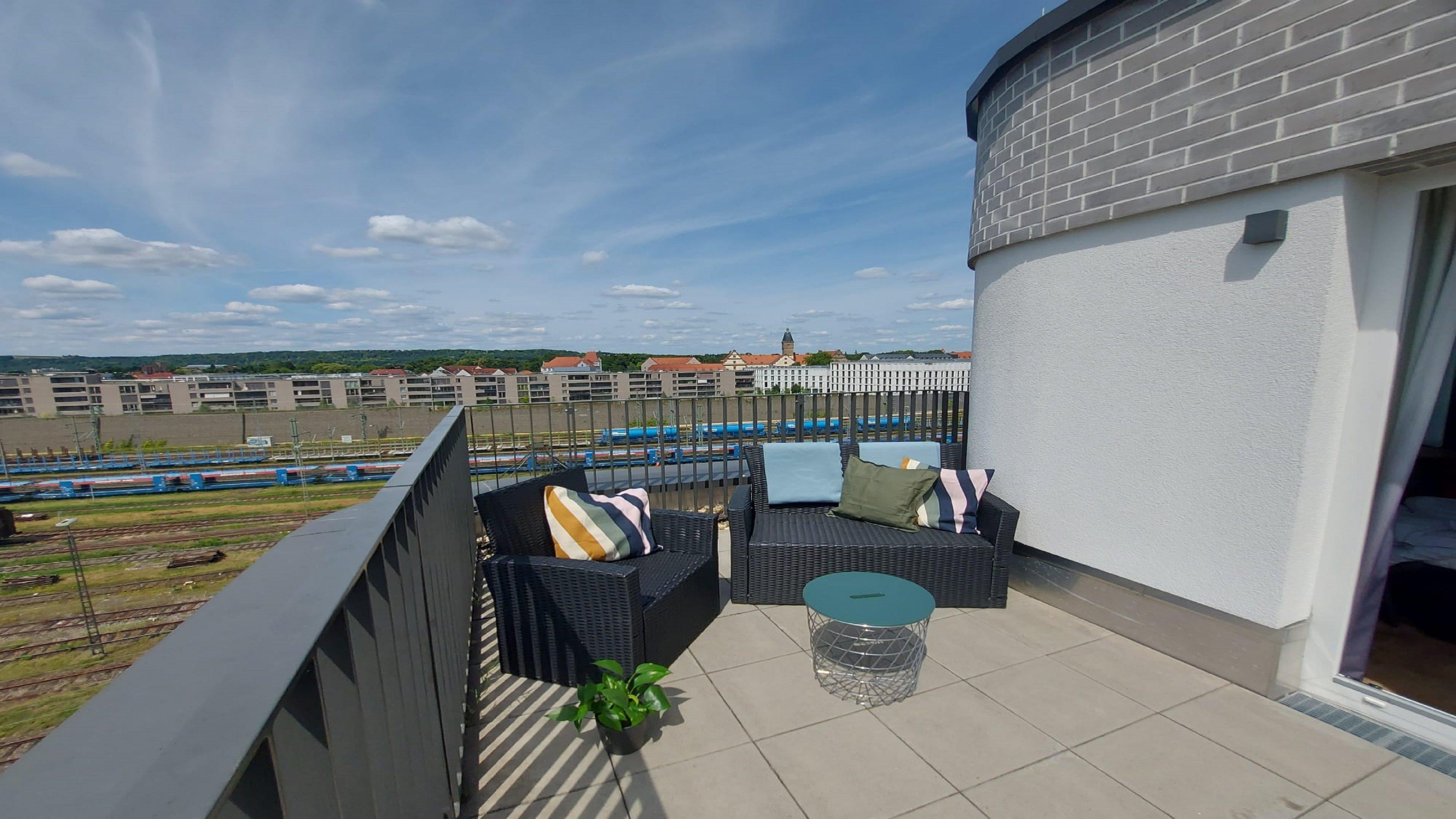 Double Queen Size Bed