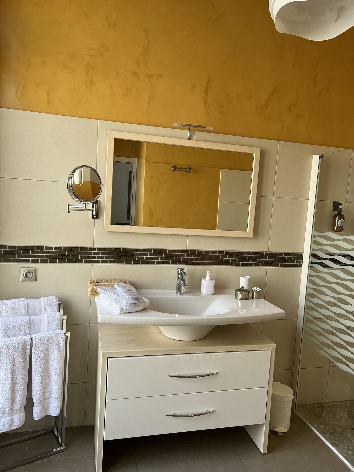 Double King Size Bed