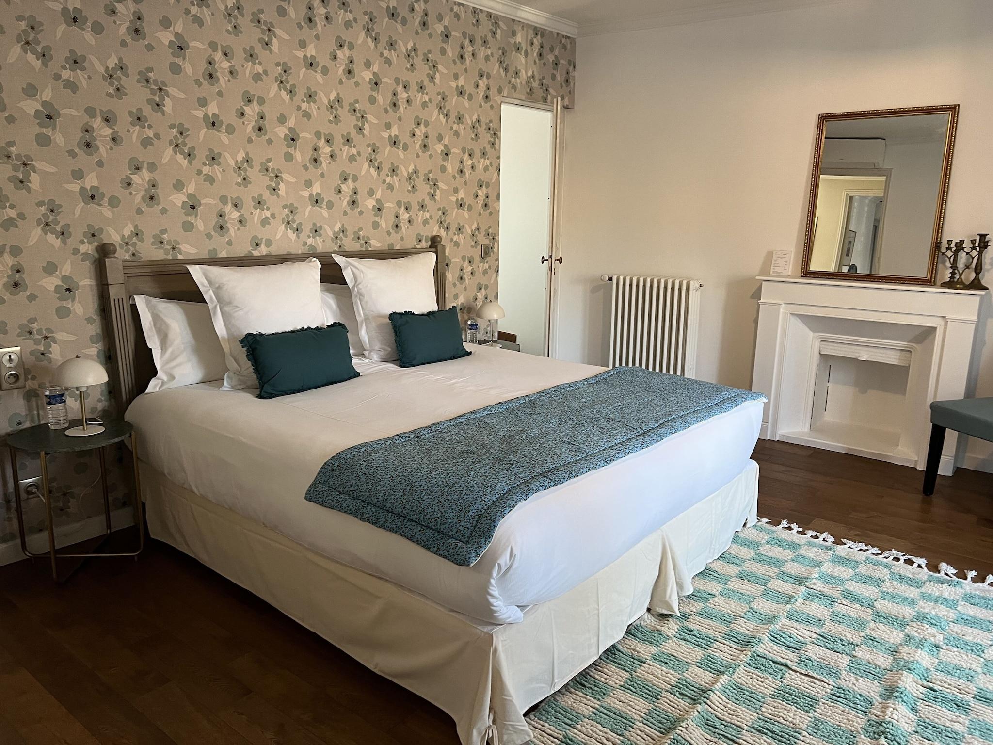 Double King Size Bed