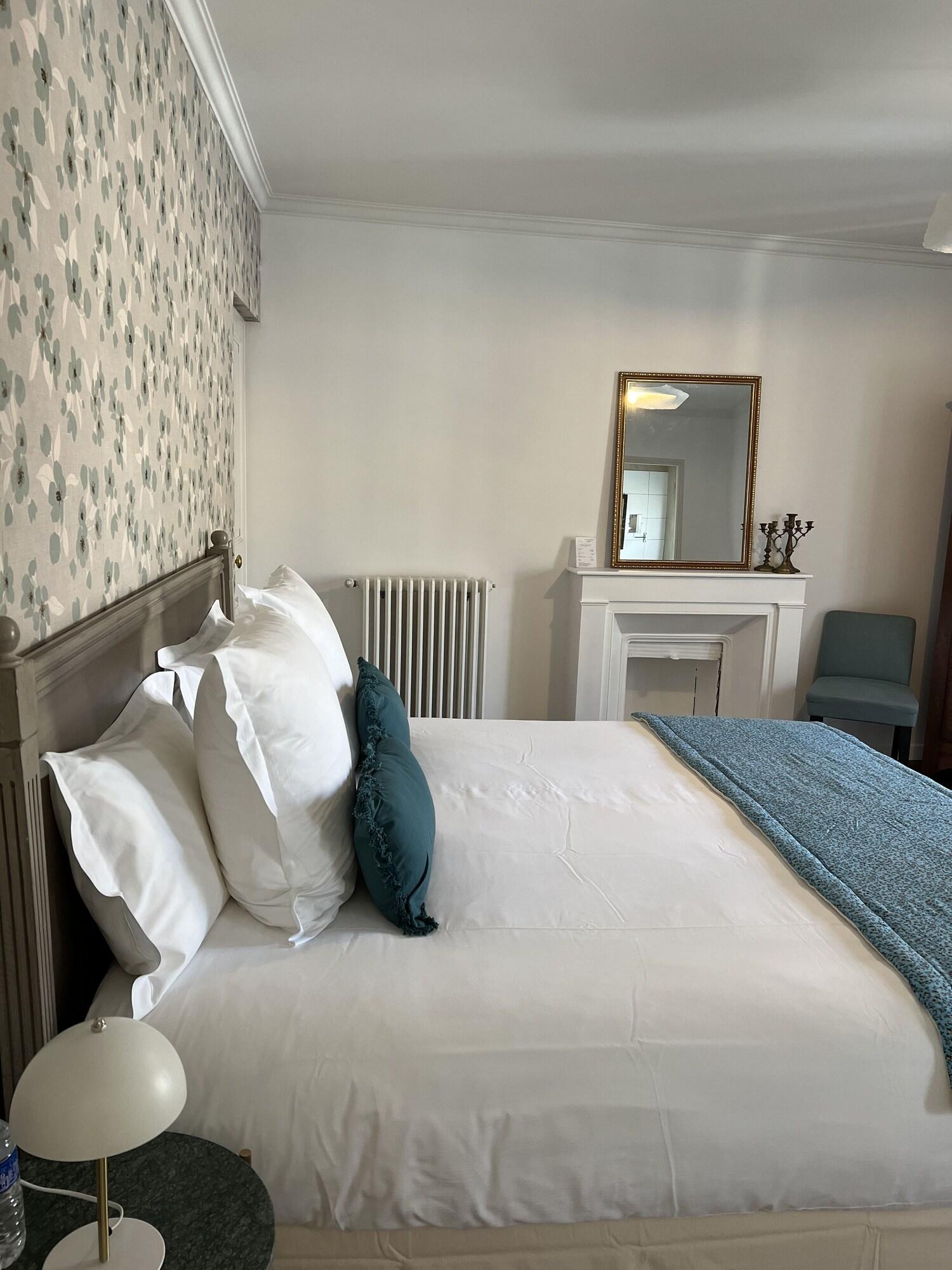 Double King Size Bed