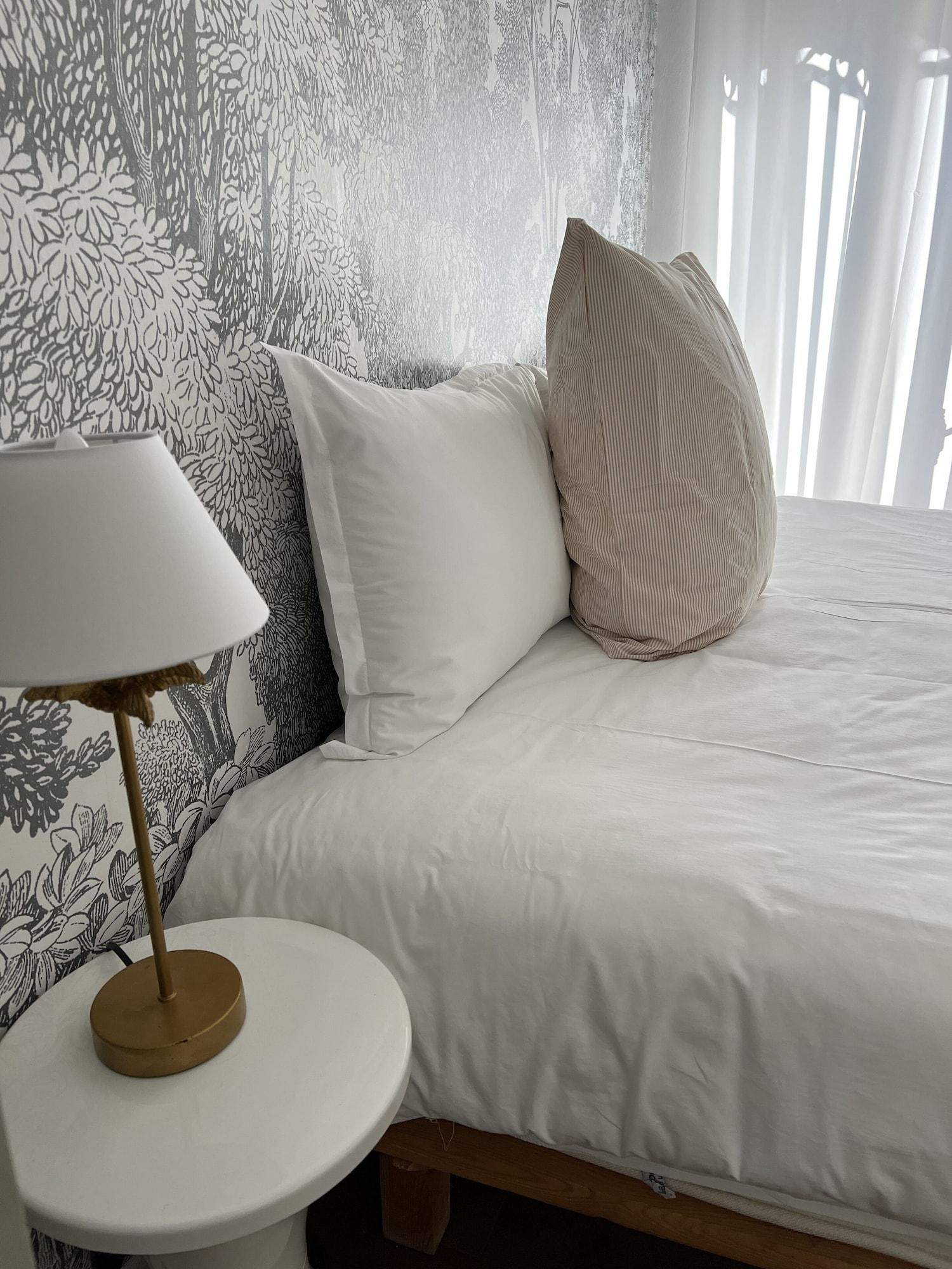 Double Queen Size Bed