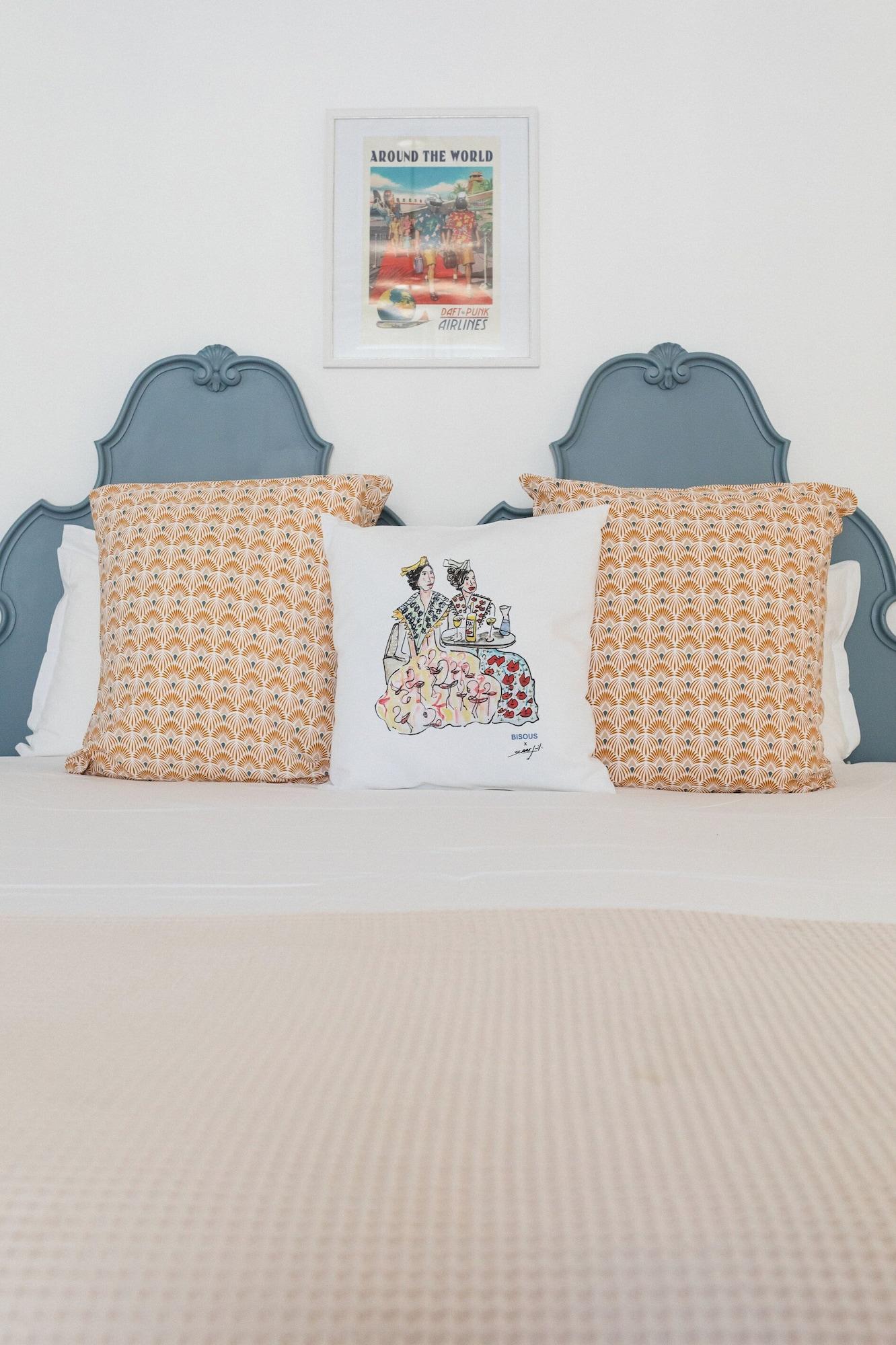 Double King Size Bed