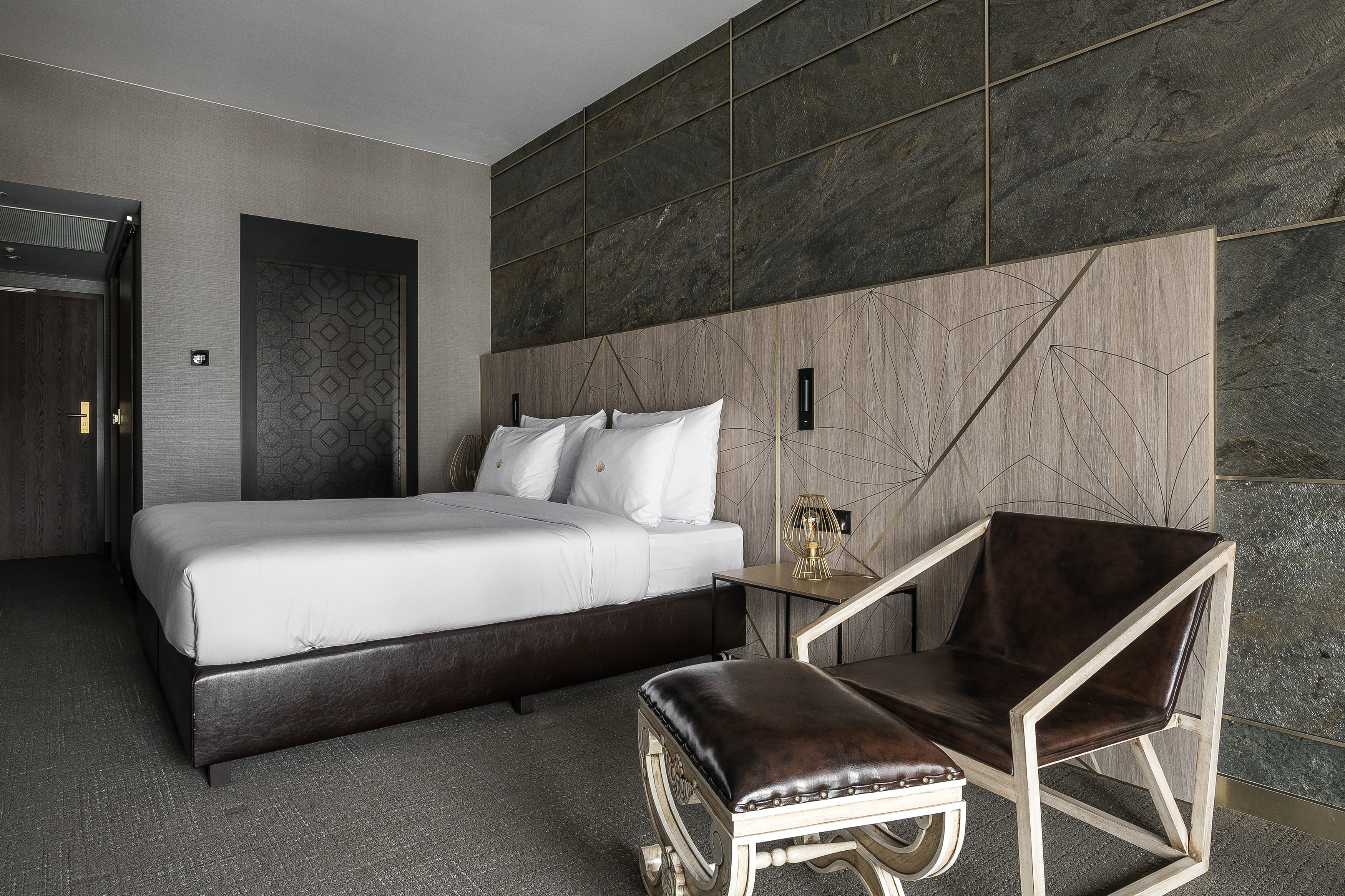 Double or Twin Superior