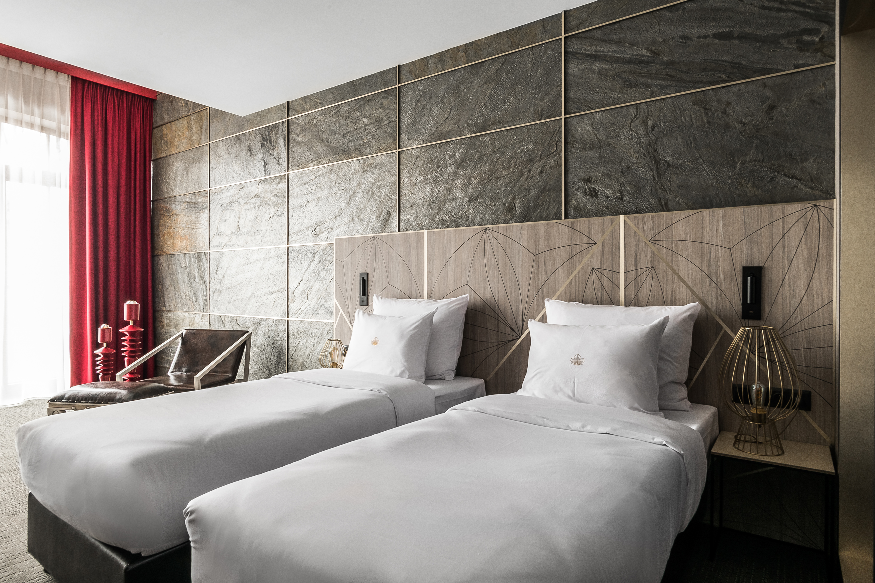 Double or Twin Superior