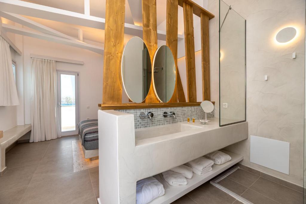 Double Deluxe with Jacuzzi