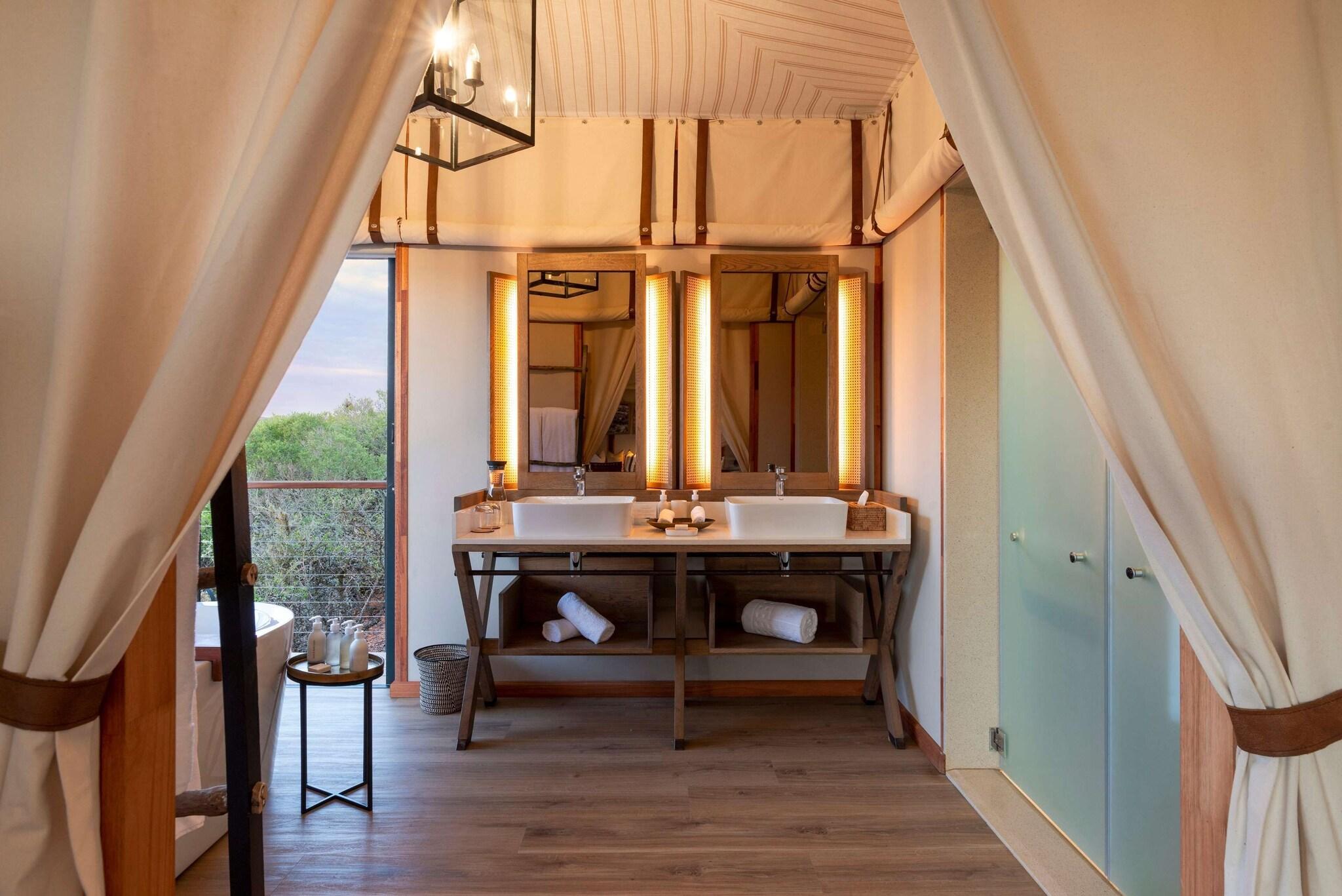 Tent Premier River View