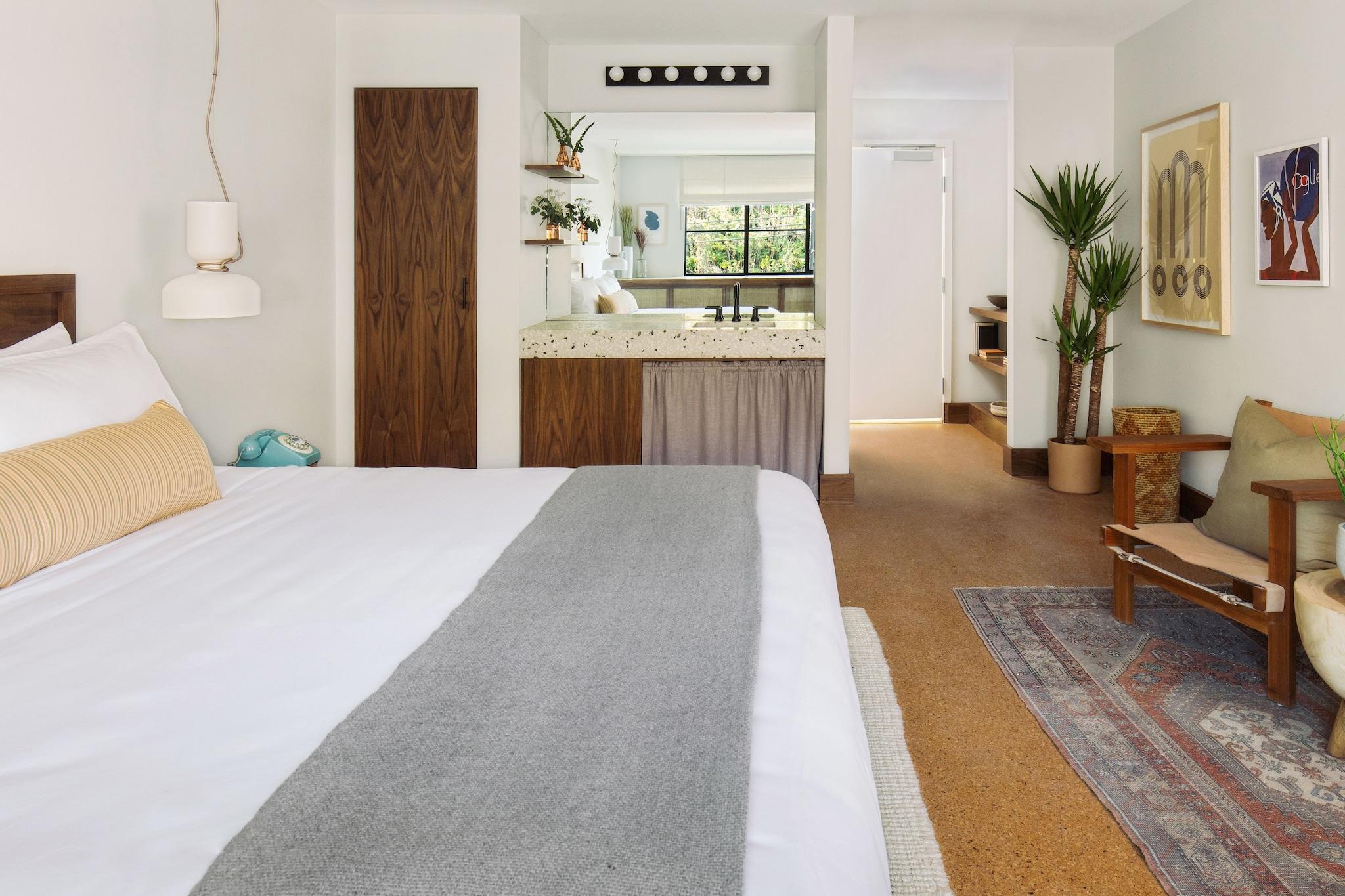 Double King Size Bed