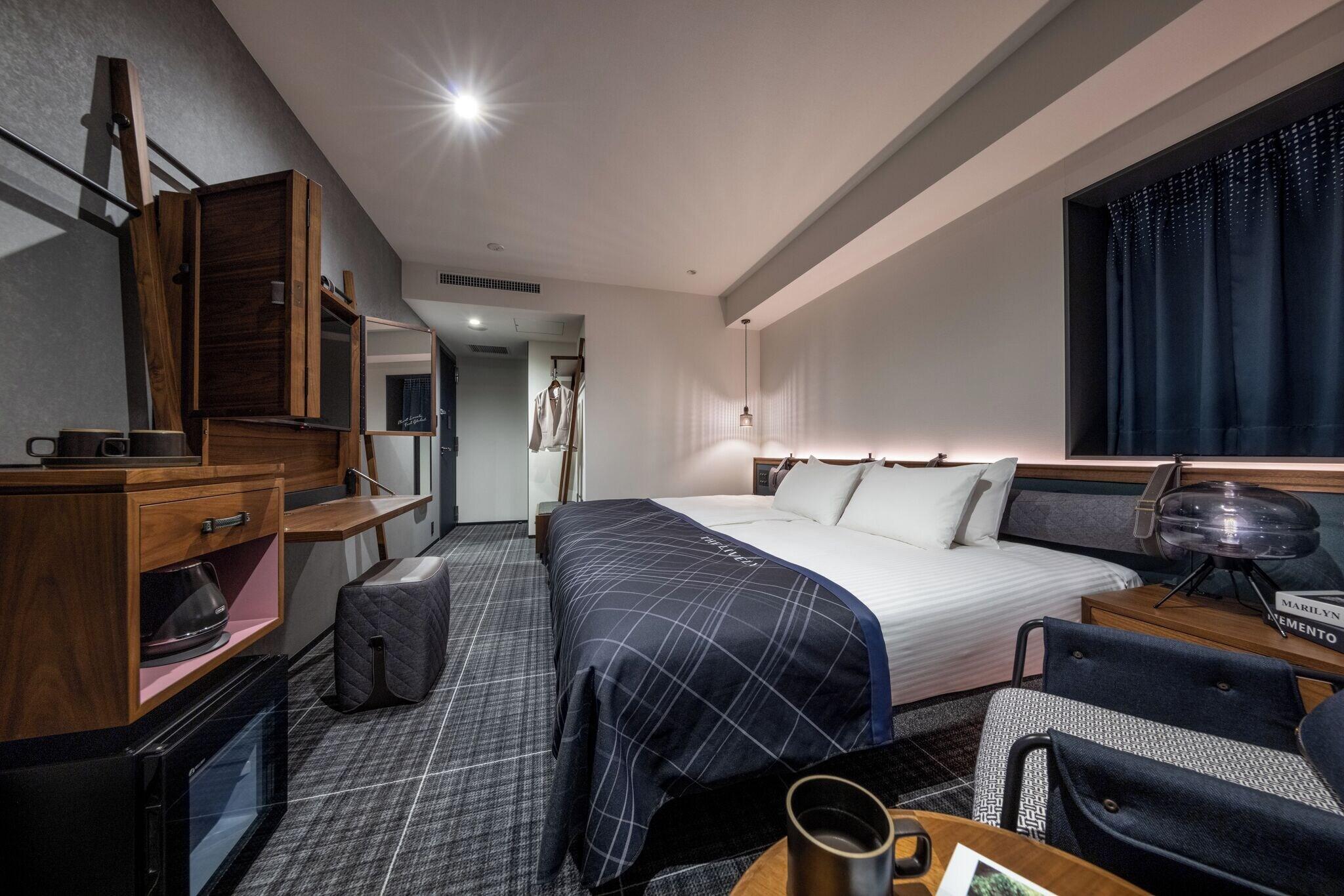 Double King Size Bed