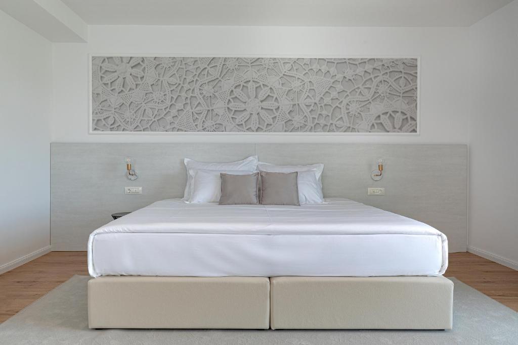 Room Deluxe with Air Conditioning