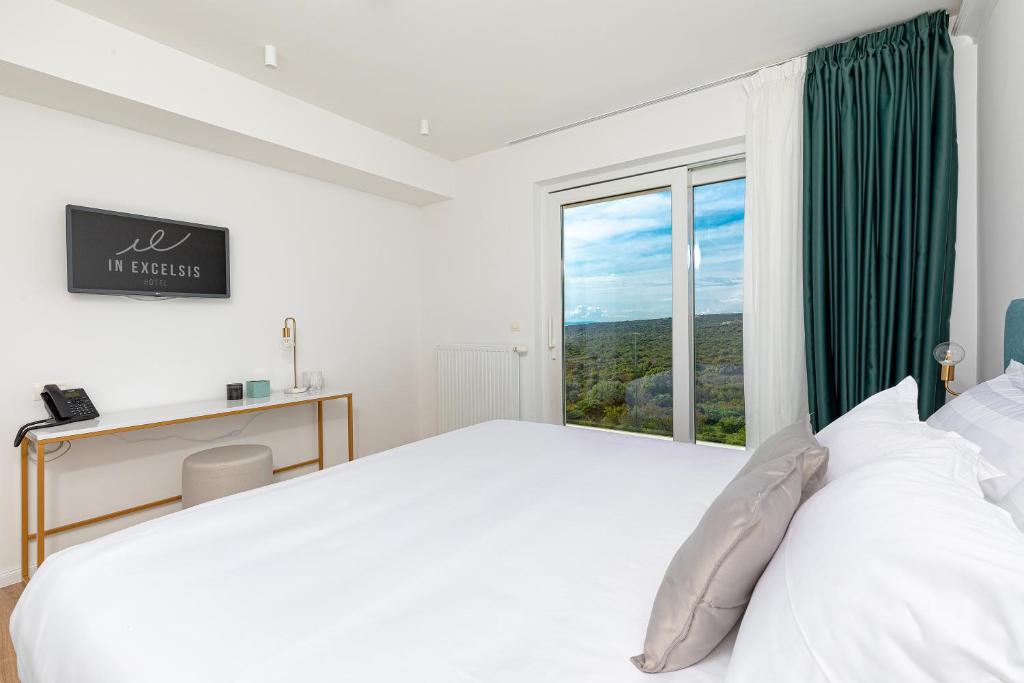 Suite Sea View with Air Conditioning