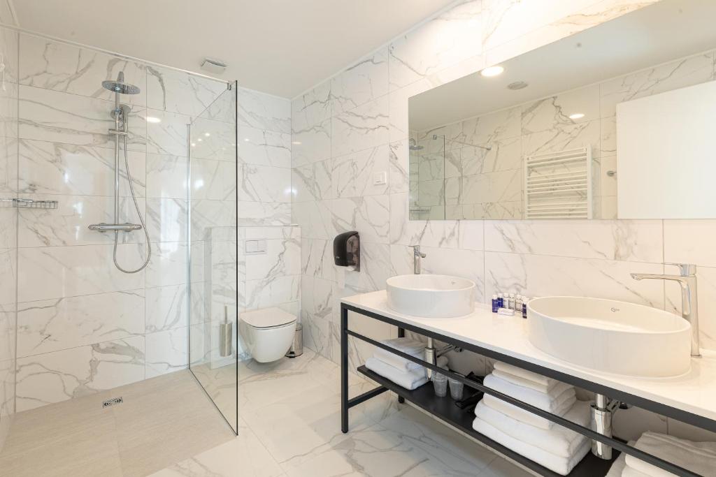 Suite Sea View with Air Conditioning