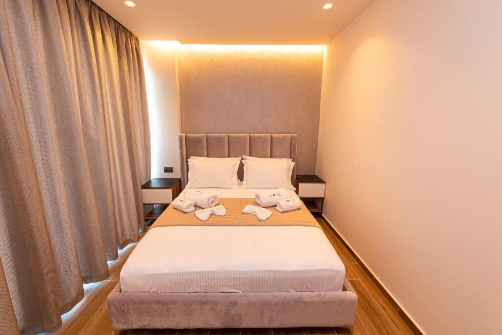 Double Deluxe with Views