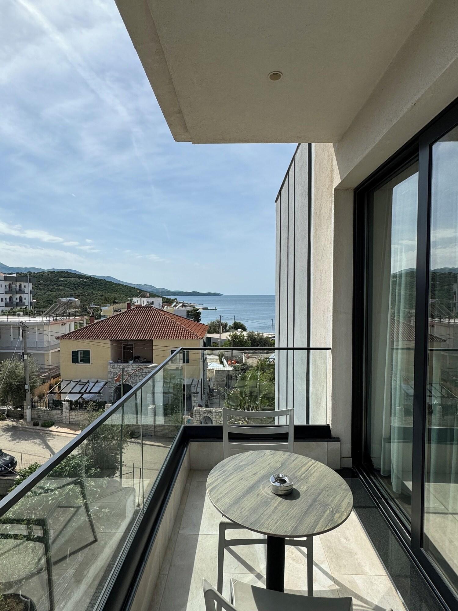 Double Deluxe with Views