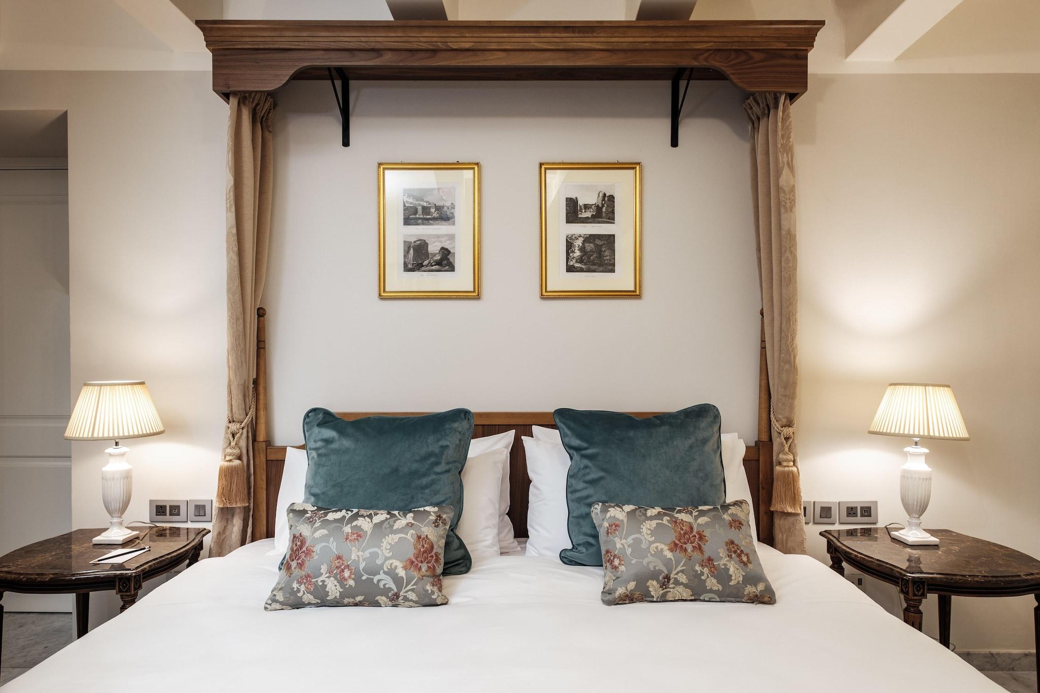 Double or Twin Deluxe