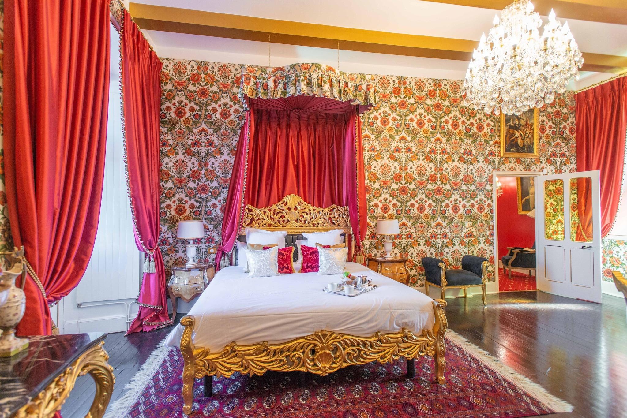 Suite Classic King Bed